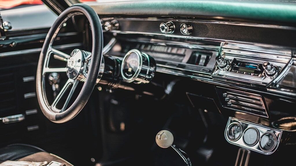 Carros clássicos à venda em Portugal