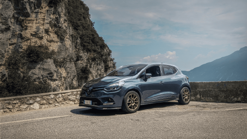 renault clio carmine