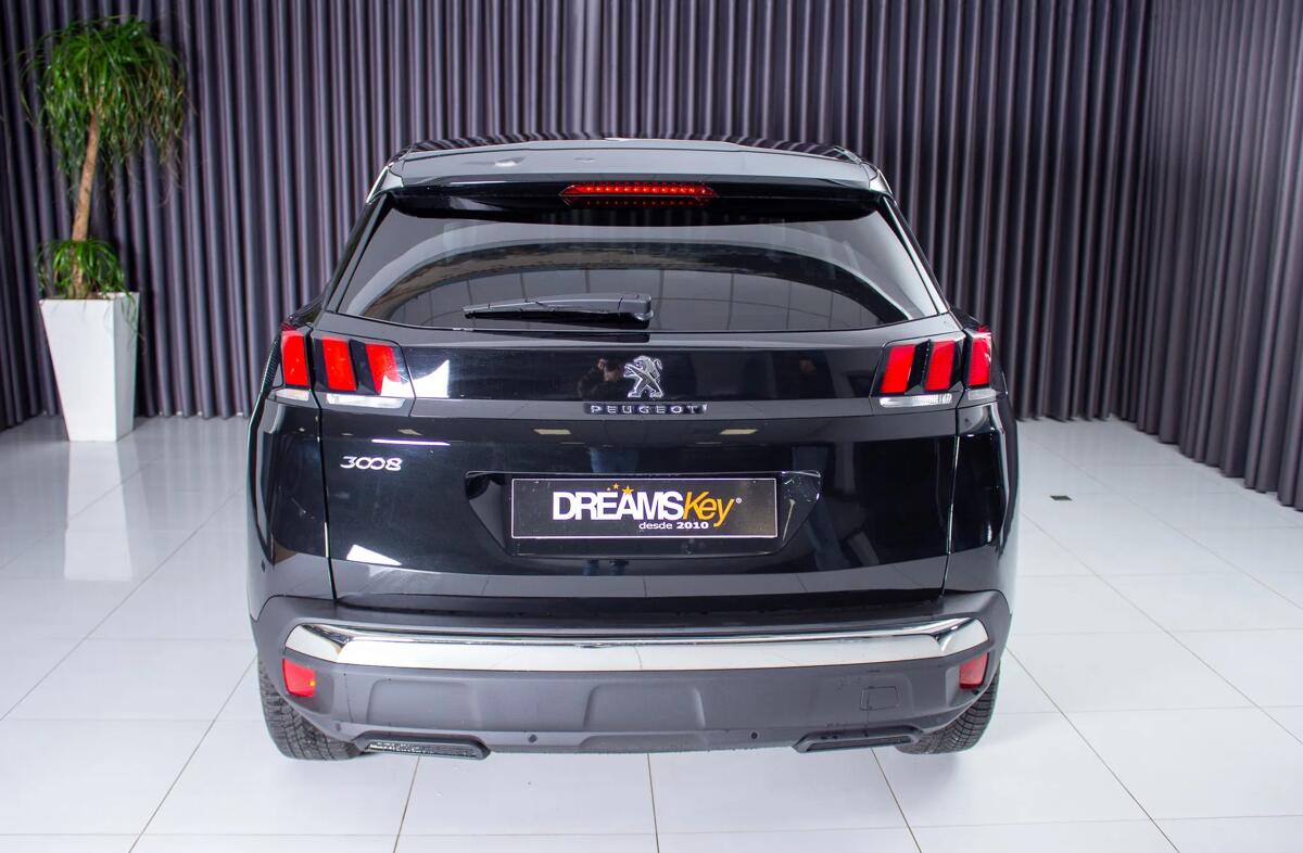 PEUGEOT 3008 1.2 PureTech Allure EAT8