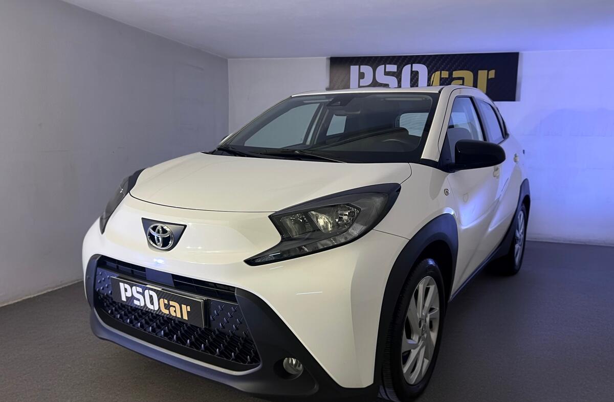 TOYOTA Aygo X 1.0 Play