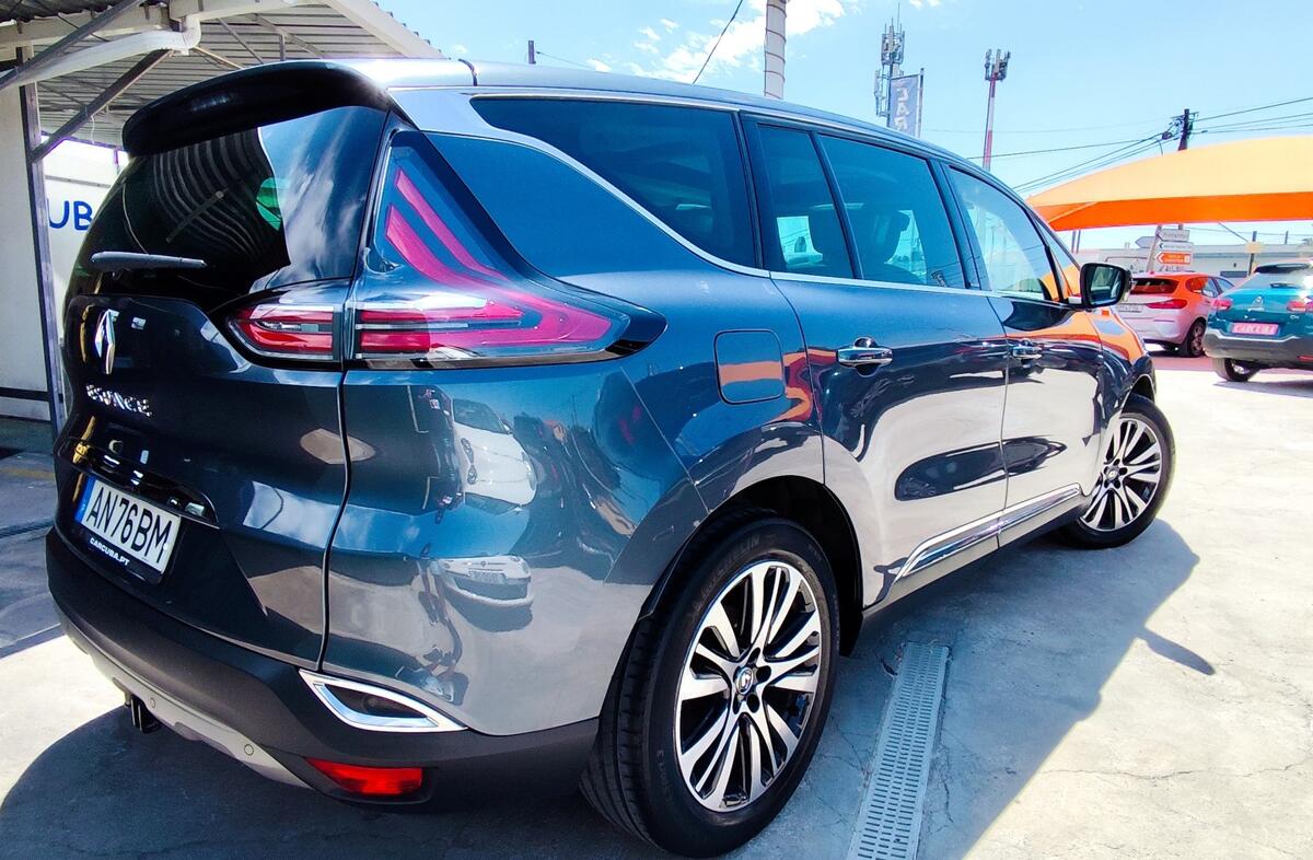 RENAULT Espace 1.6 dCi Initiale Paris EDC