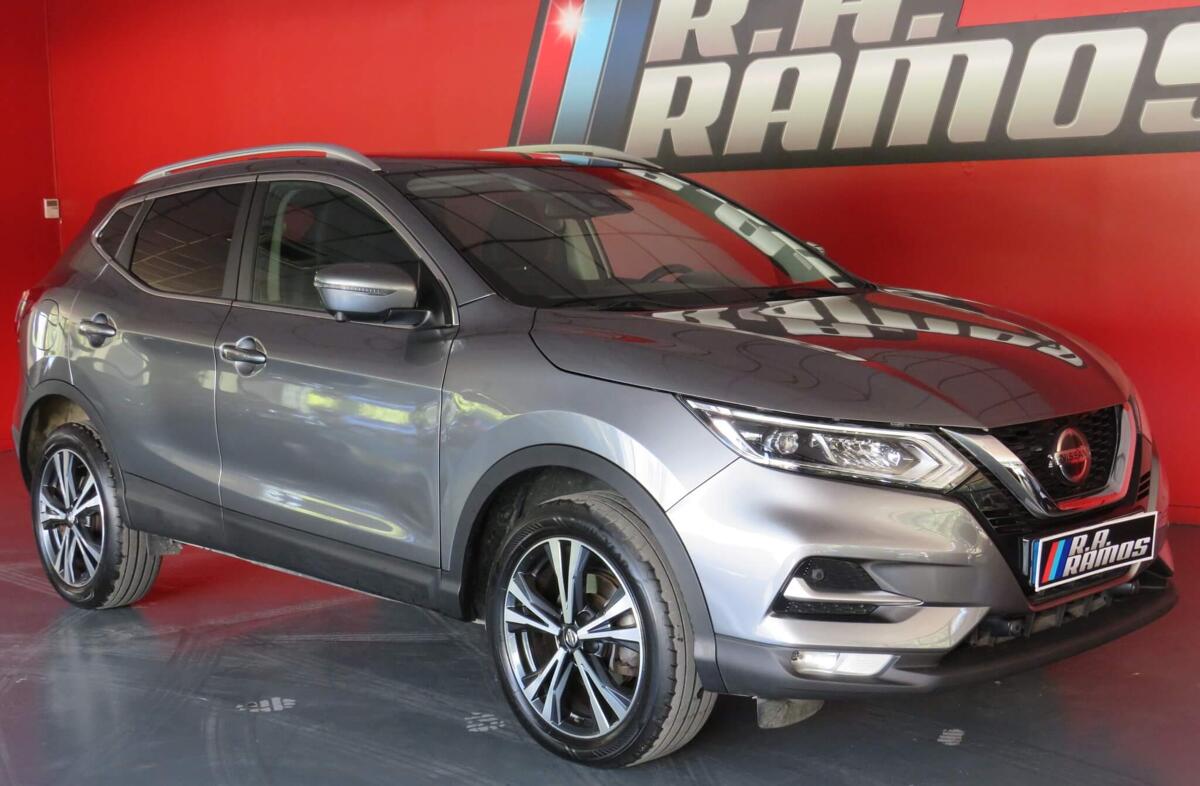 NISSAN Qashqai 1.5 dCi N-Connecta J18