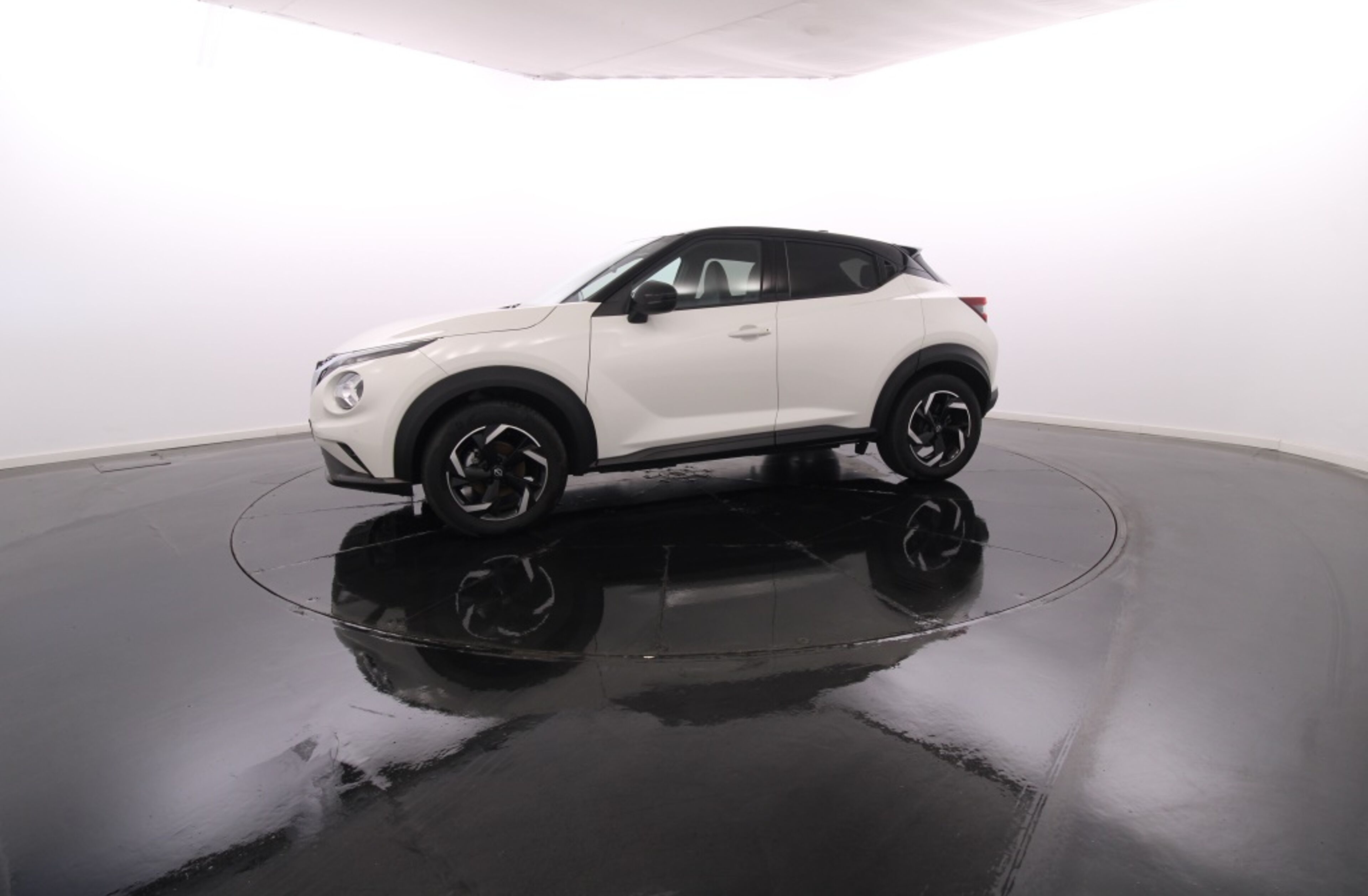 NISSAN Juke 1.0 DIG-T N-Connecta DCT