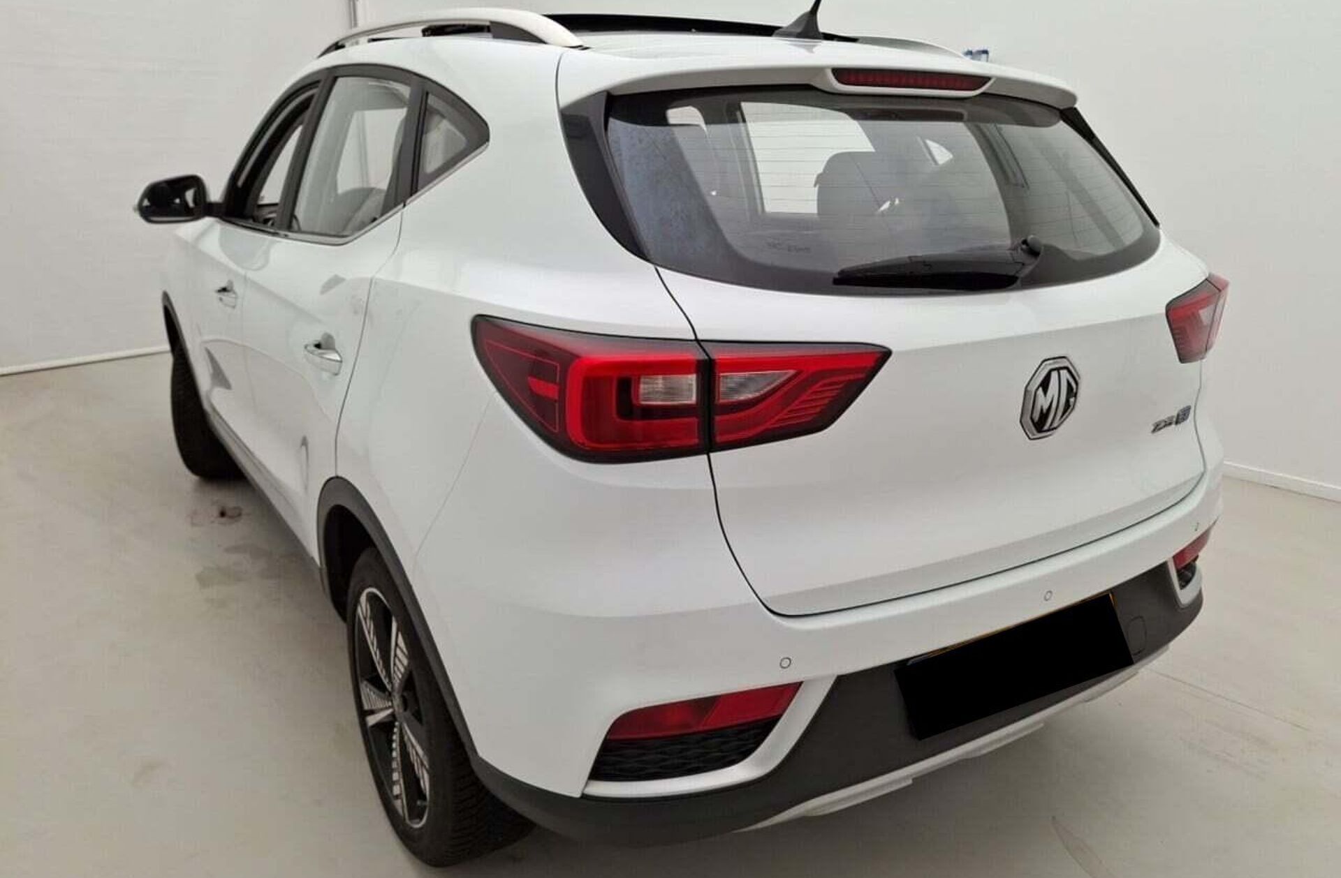 MG ZS 44.5 kWh Luxury
