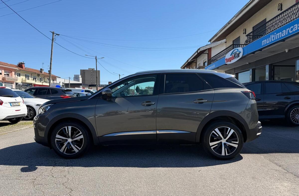 PEUGEOT 3008 1.5 BlueHDi Allure