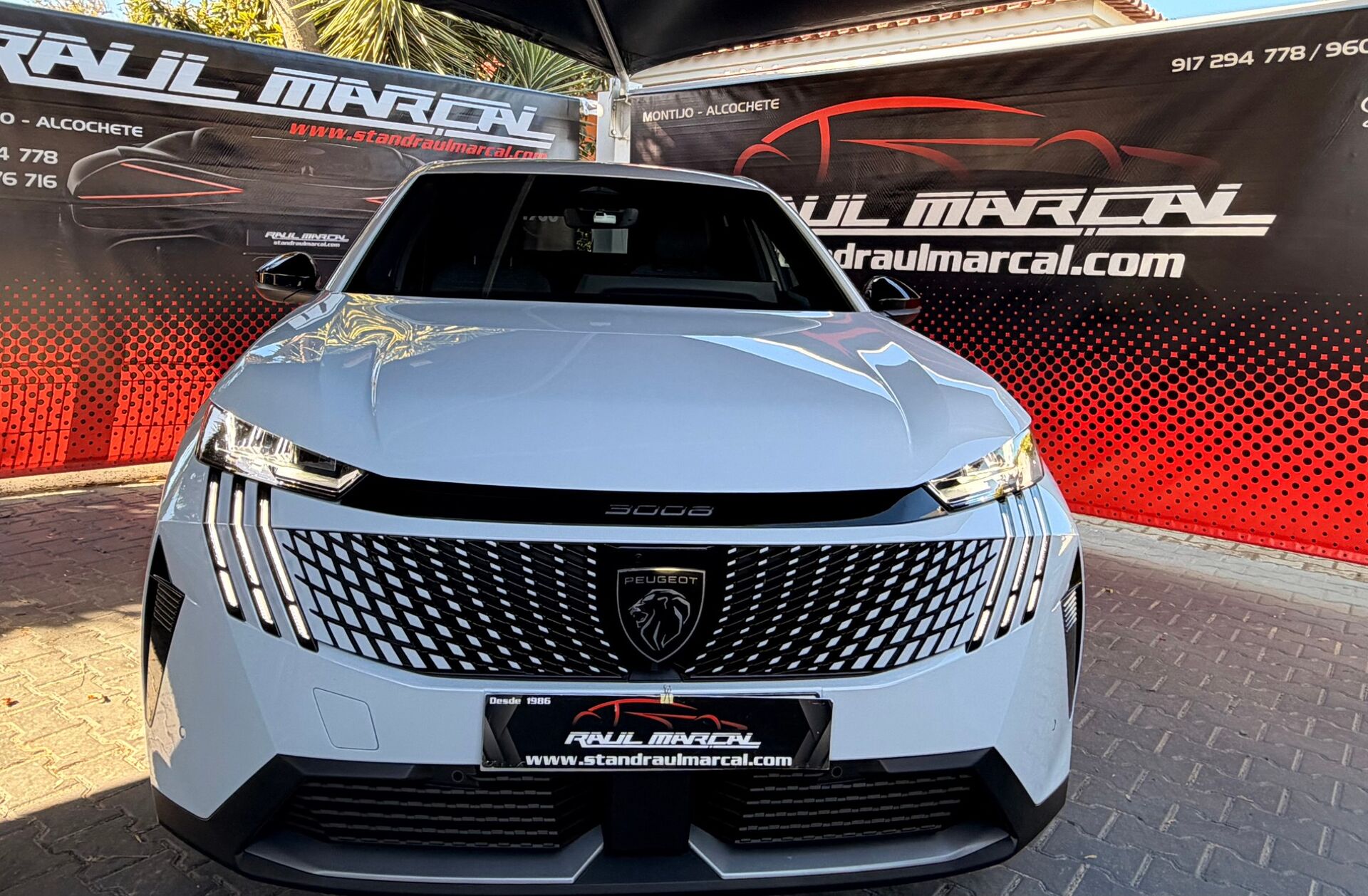 PEUGEOT 3008 1.2 Hybrid Allure e-DCS6