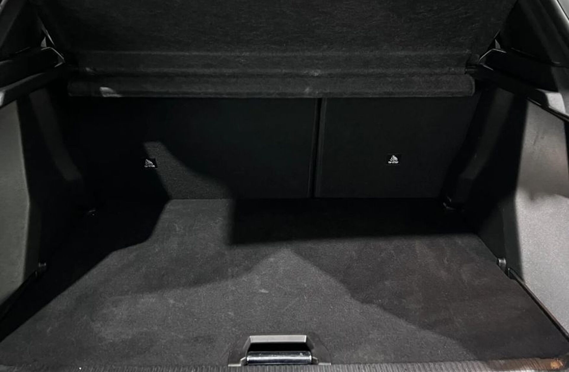 PEUGEOT 2008 1.2 PureTech Allure EAT8