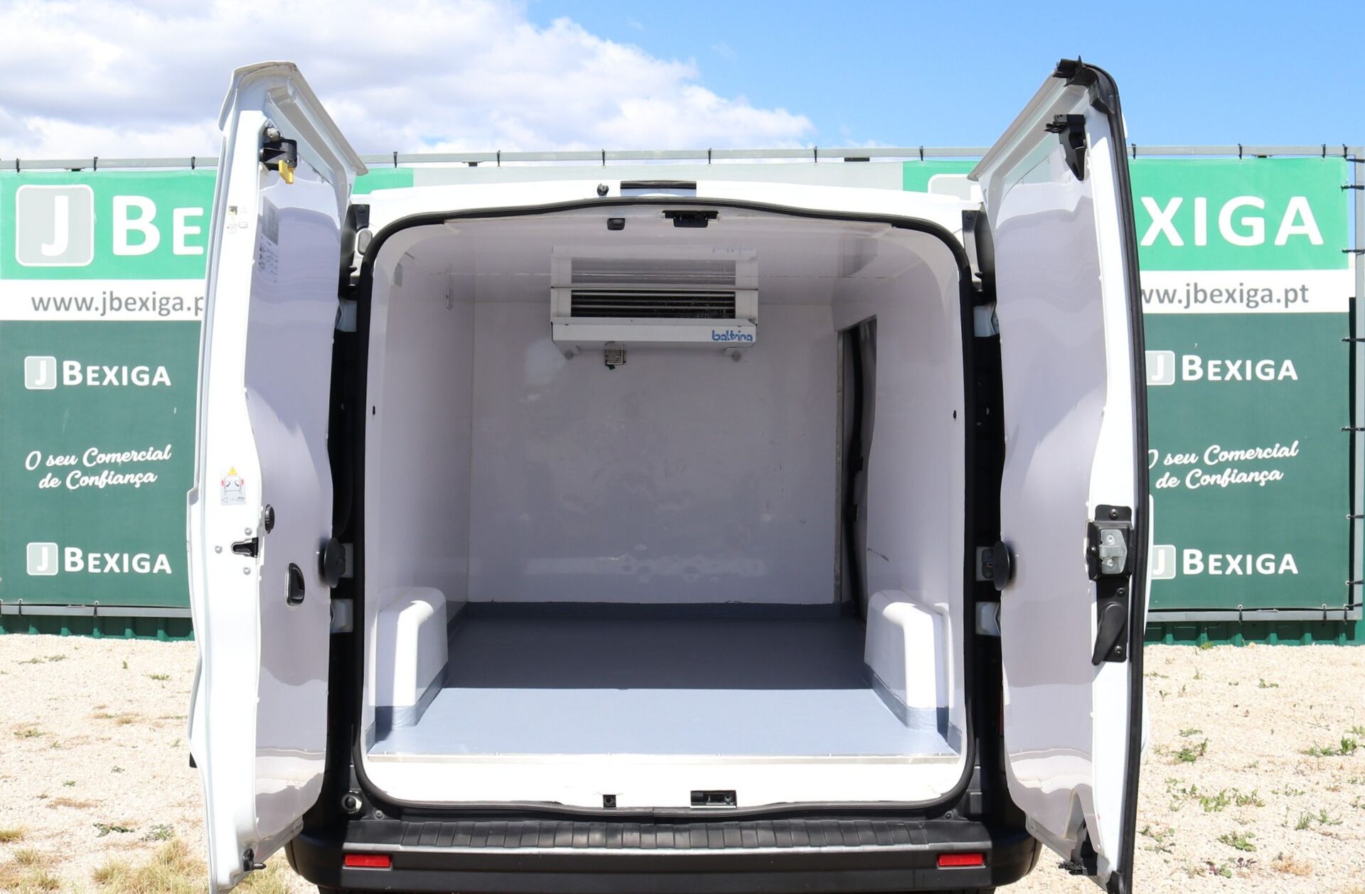 RENAULT Trafic 2.0DCi Longa Frio Estrada/Parque C/Iva Incluído