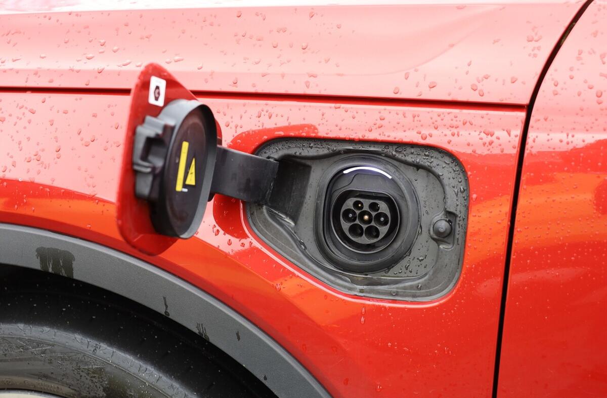 VOLVO XC40 1.5 T4 PHEV Inscription Expression