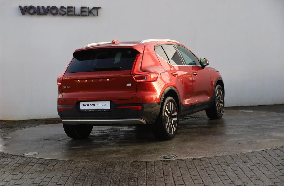 VOLVO XC40 1.5 T4 PHEV Inscription Expression