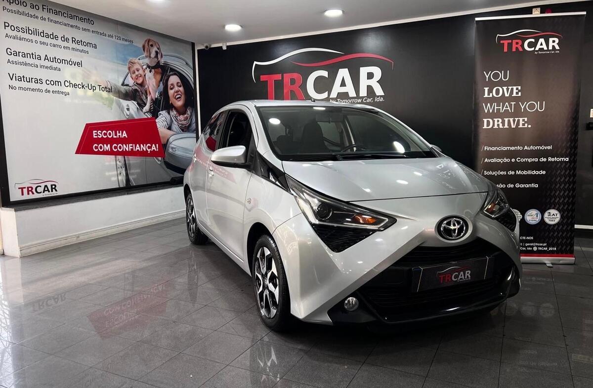 TOYOTA Aygo 1.0 X-Play
