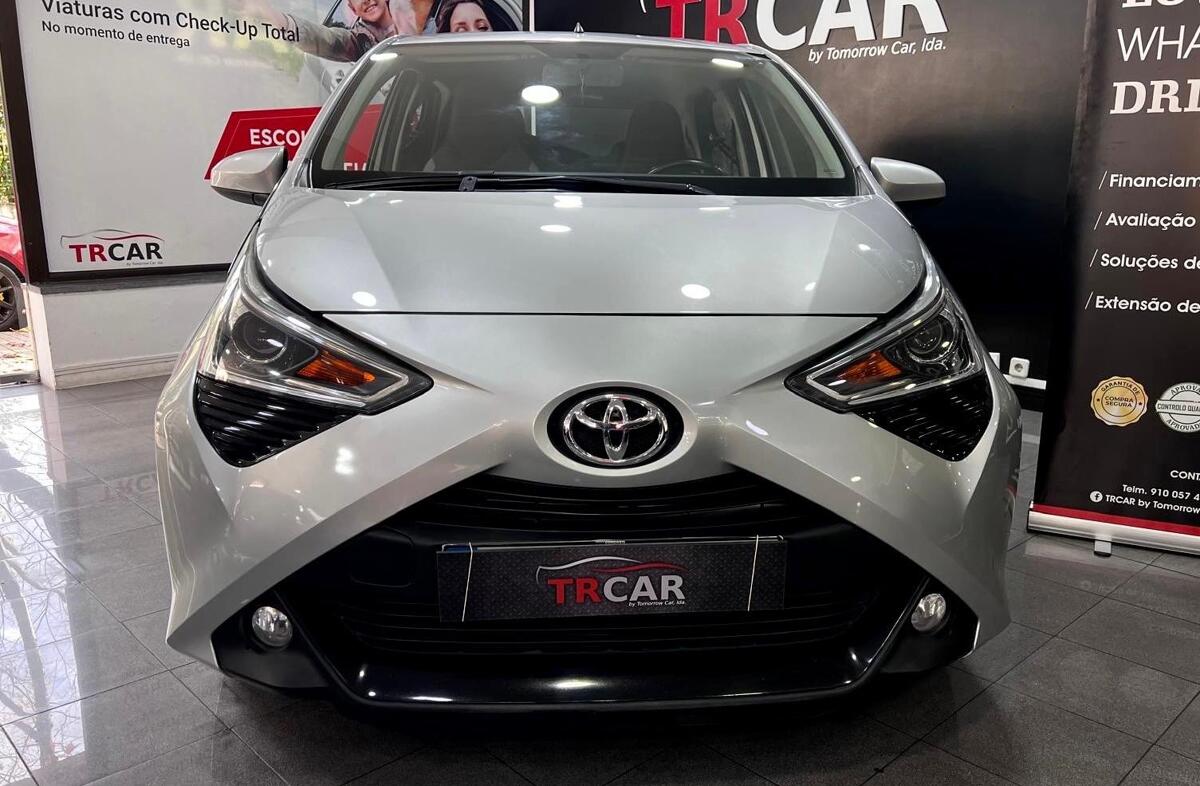 TOYOTA Aygo 1.0 X-Play
