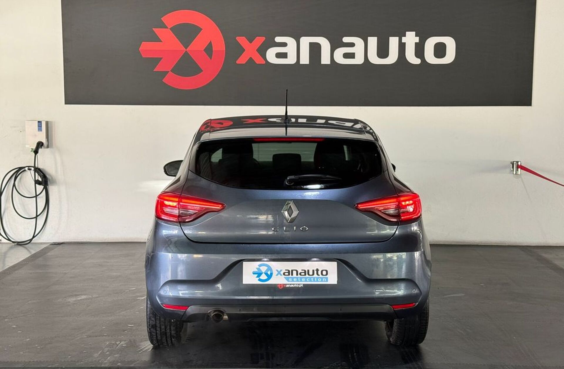RENAULT Clio 1.0 TCe Limited Bi-Fuel