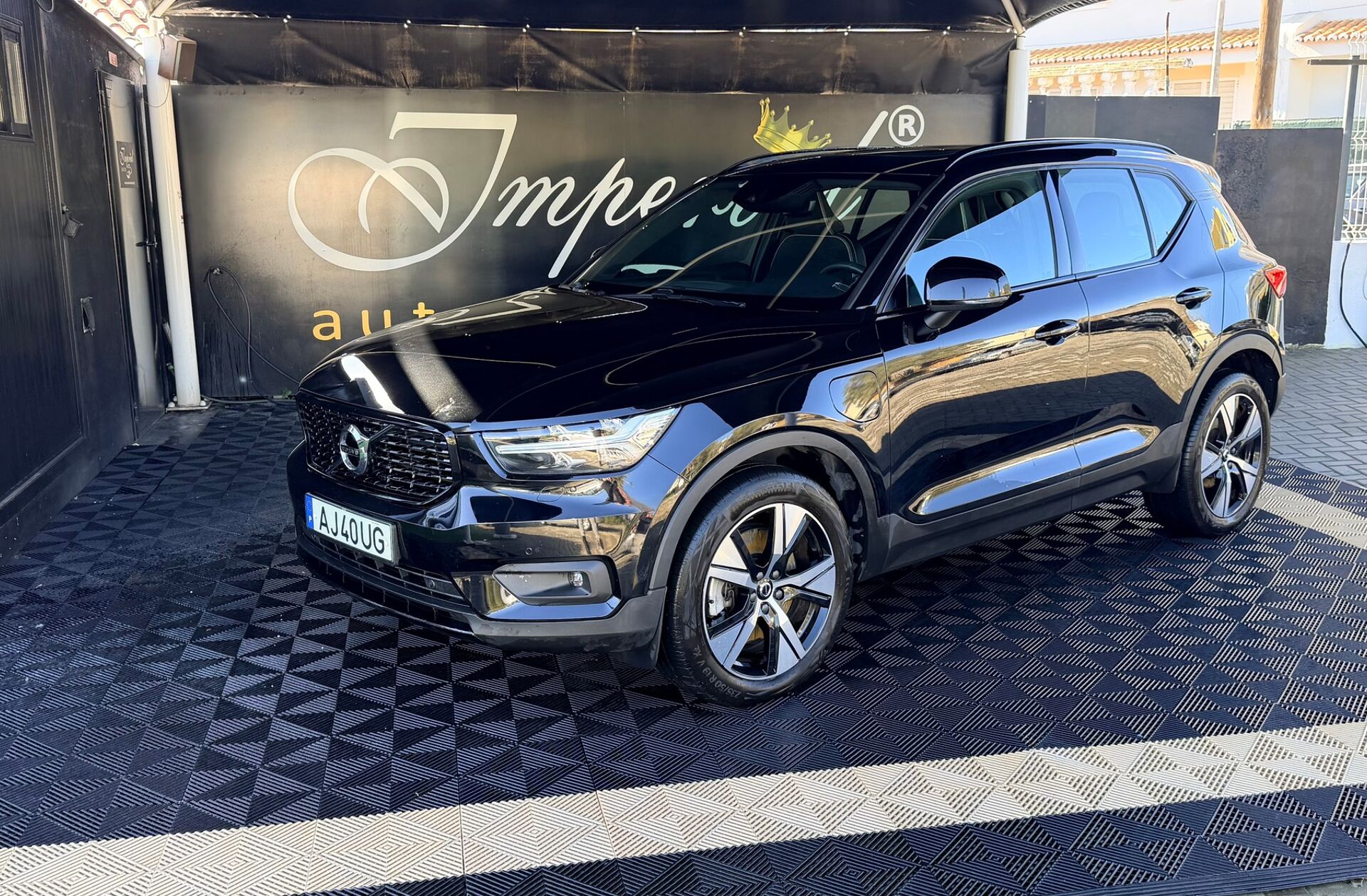 VOLVO XC40 1.5 T4 PHEV R-Design