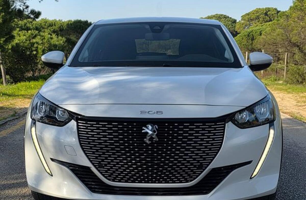 PEUGEOT 208 e- 50 kWh Active Pack