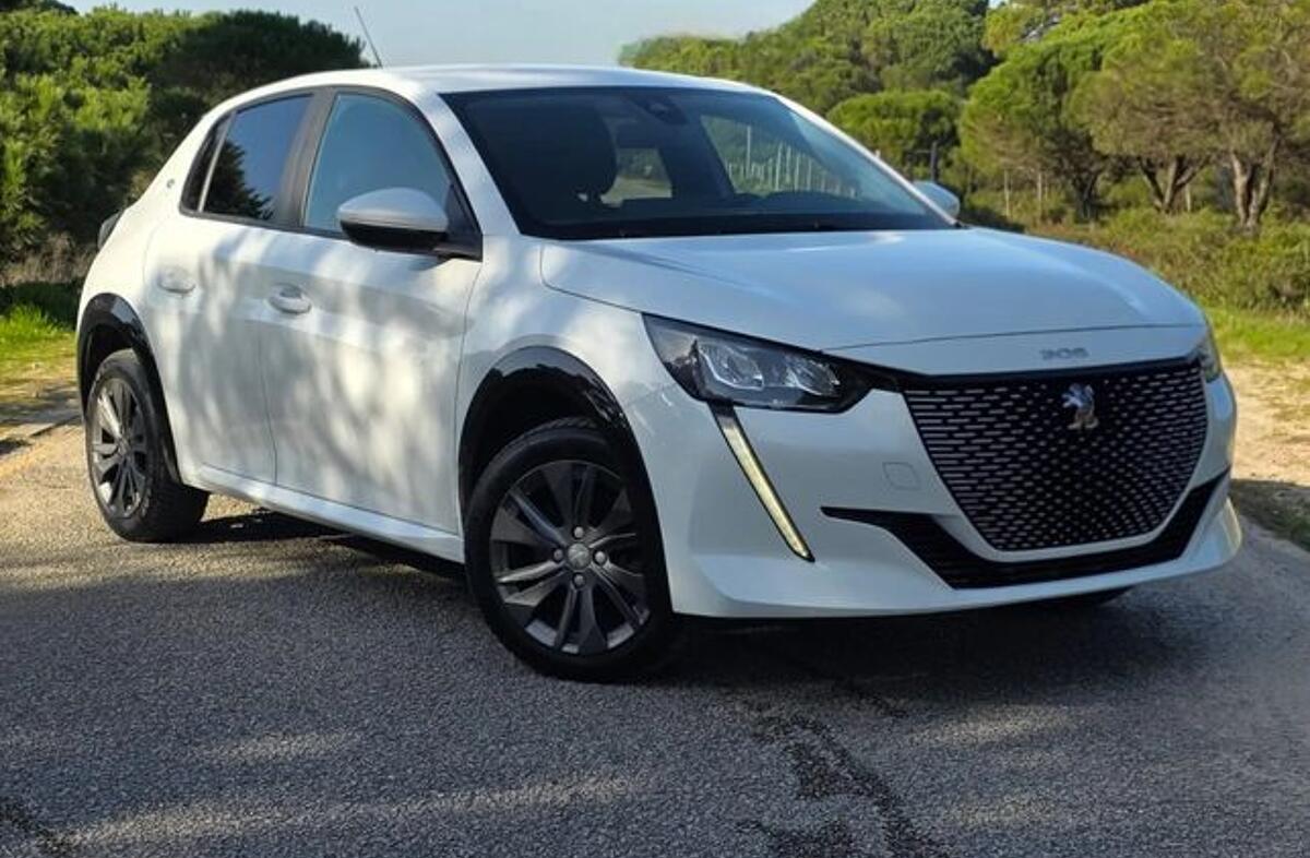 PEUGEOT 208 e- 50 kWh Active Pack