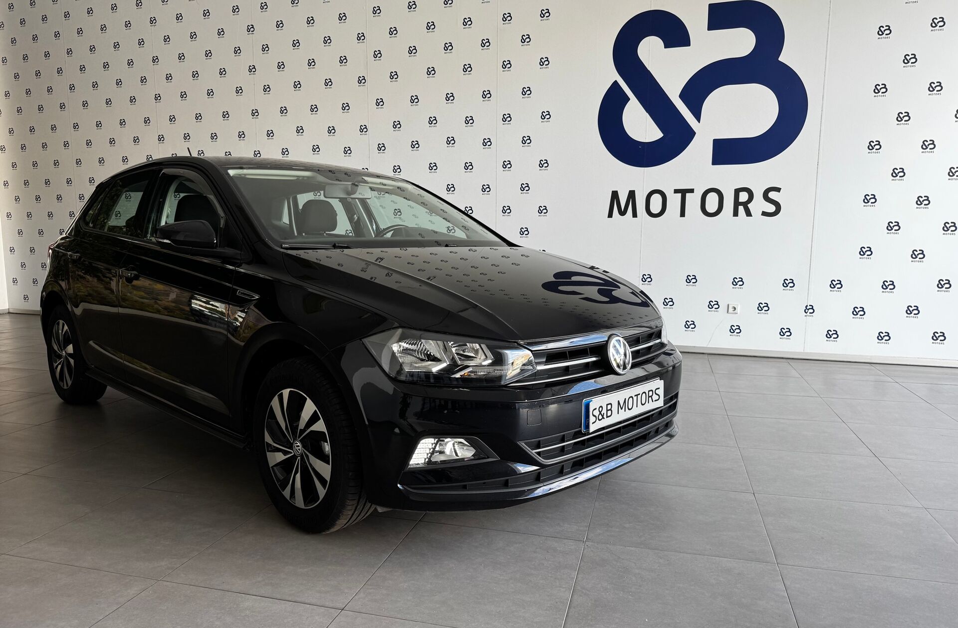 VOLKSWAGEN Polo 1.2 TSi R-Line