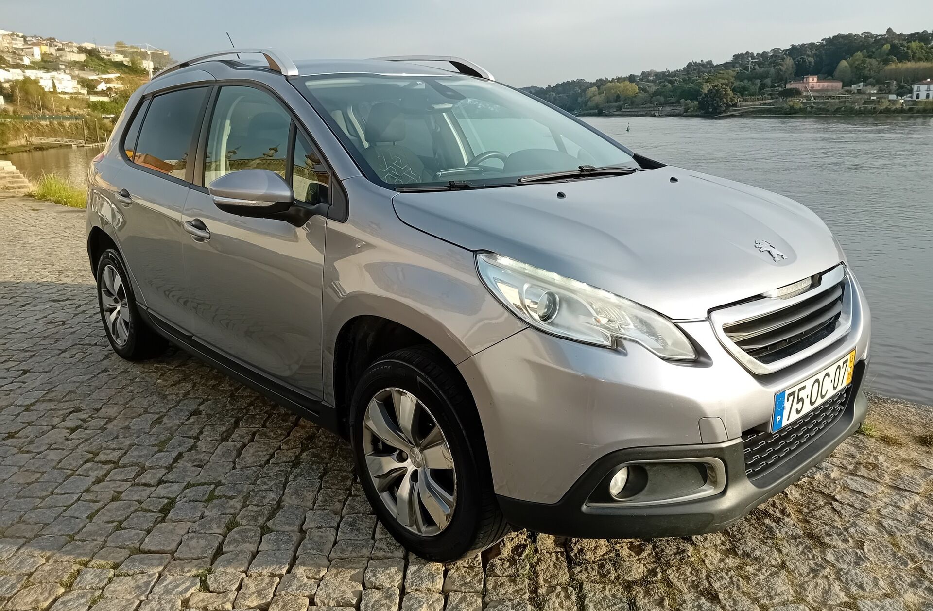 PEUGEOT 2008 1.4 HDi Active