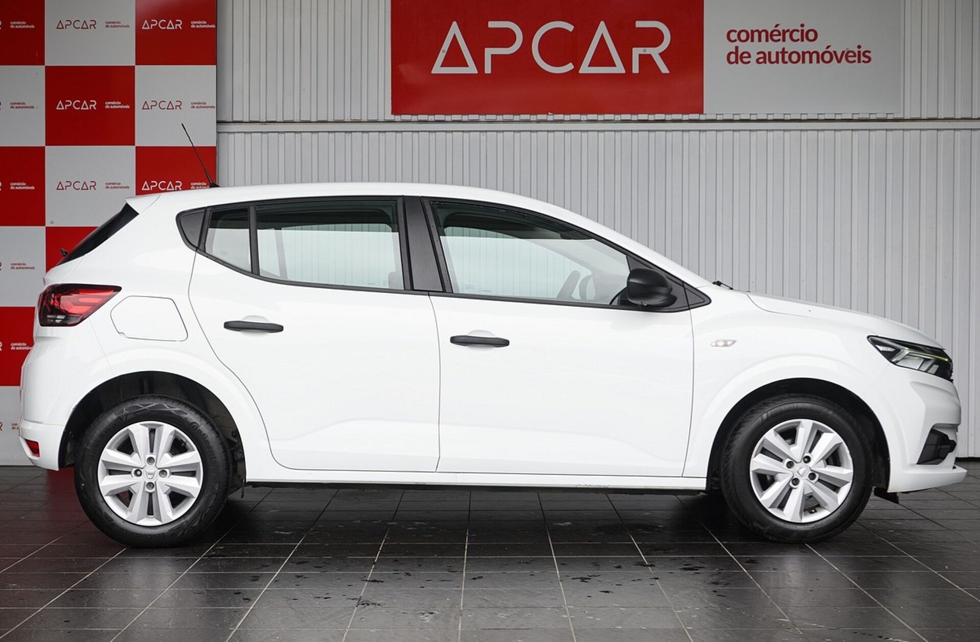 DACIA Sandero 1.0 SCe Essential