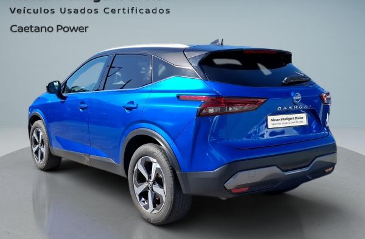 NISSAN Qashqai 1.3 DIG-T N-Connecta LED Xtronic