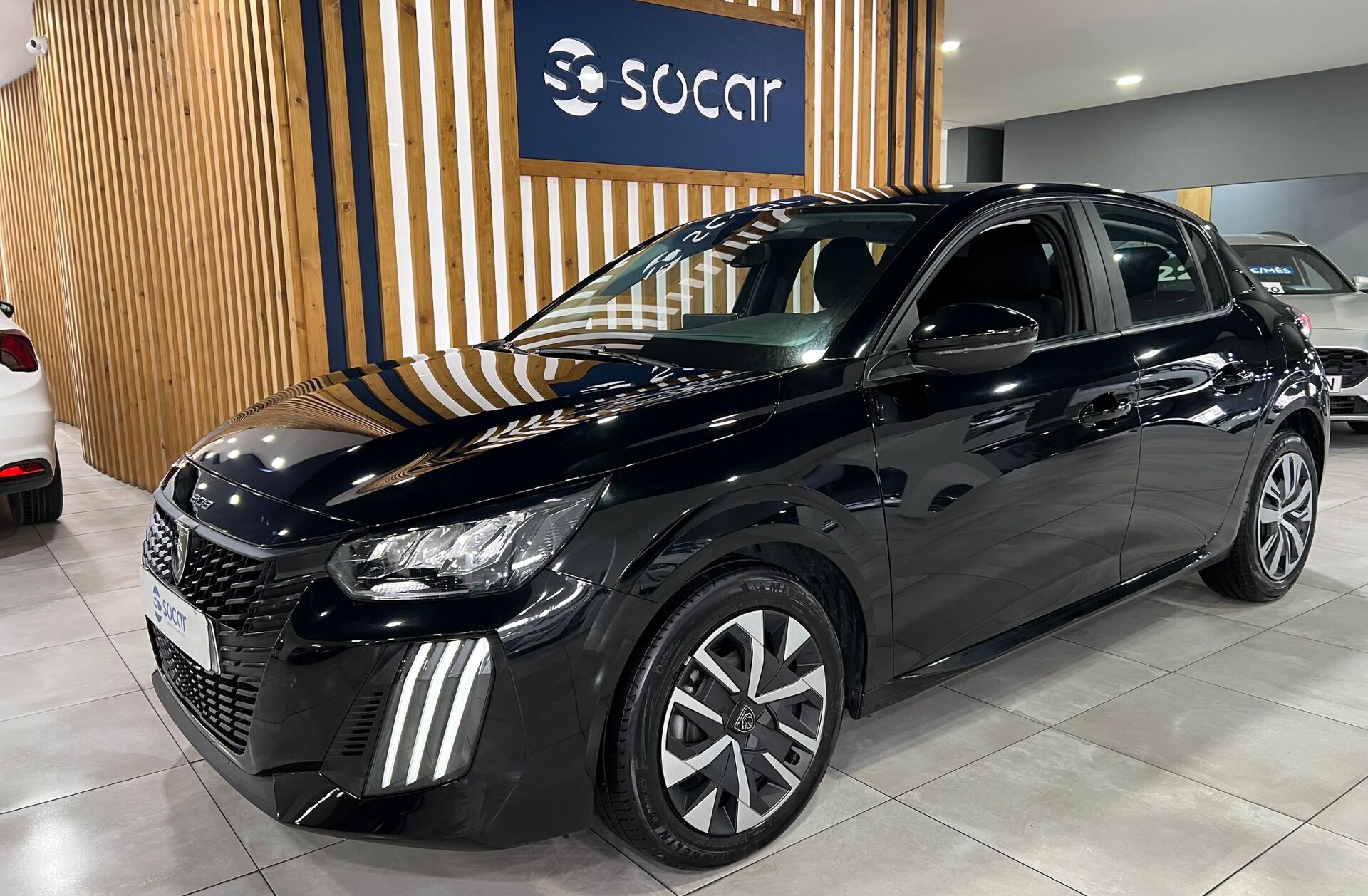 PEUGEOT 208 1.2 PureTech Active