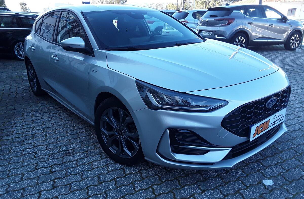FORD Focus 1.0 EcoBoost MHEV ST-Line Aut.