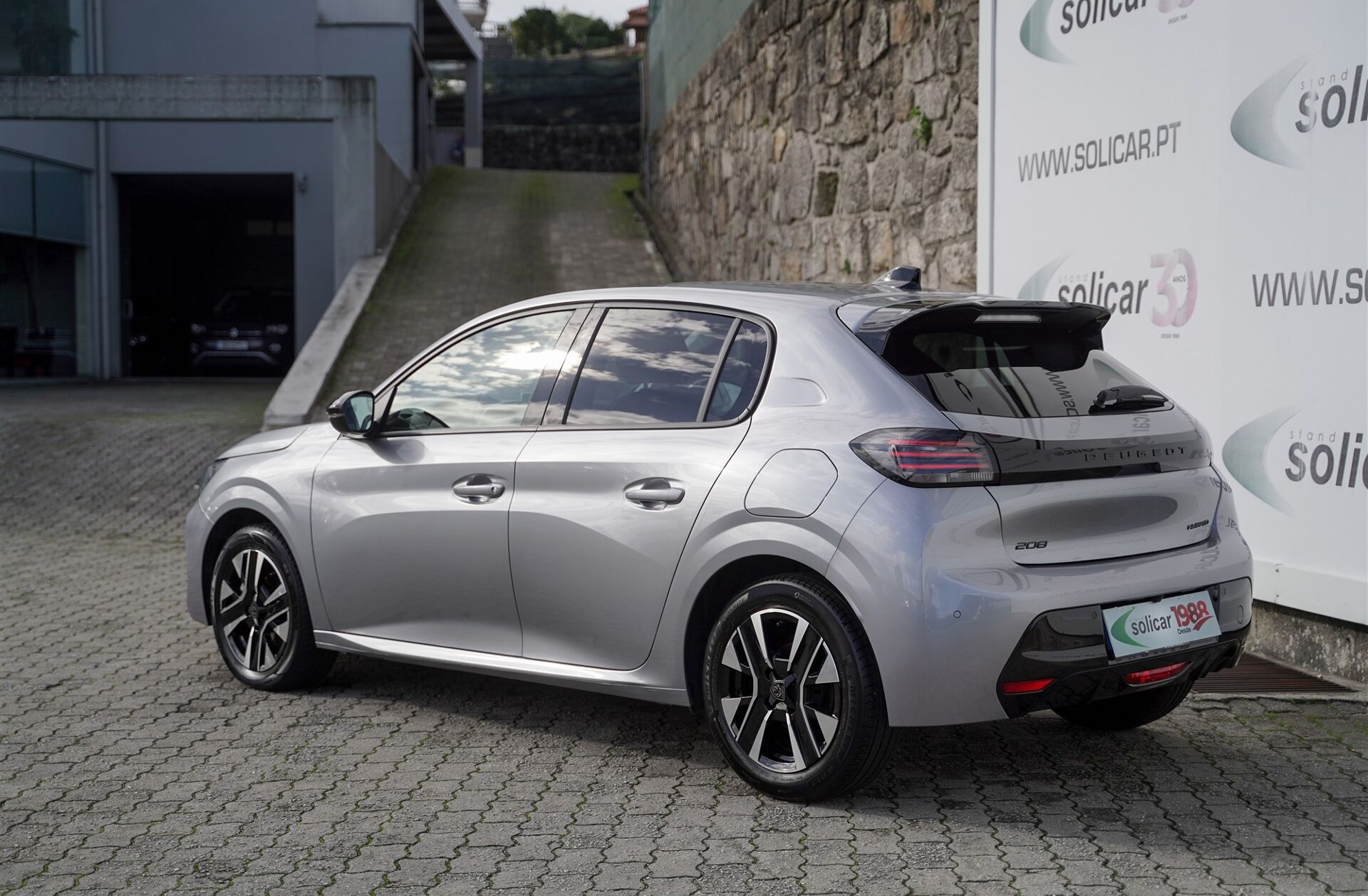 PEUGEOT 208 1.2 Hybrid Allure e-DCS6