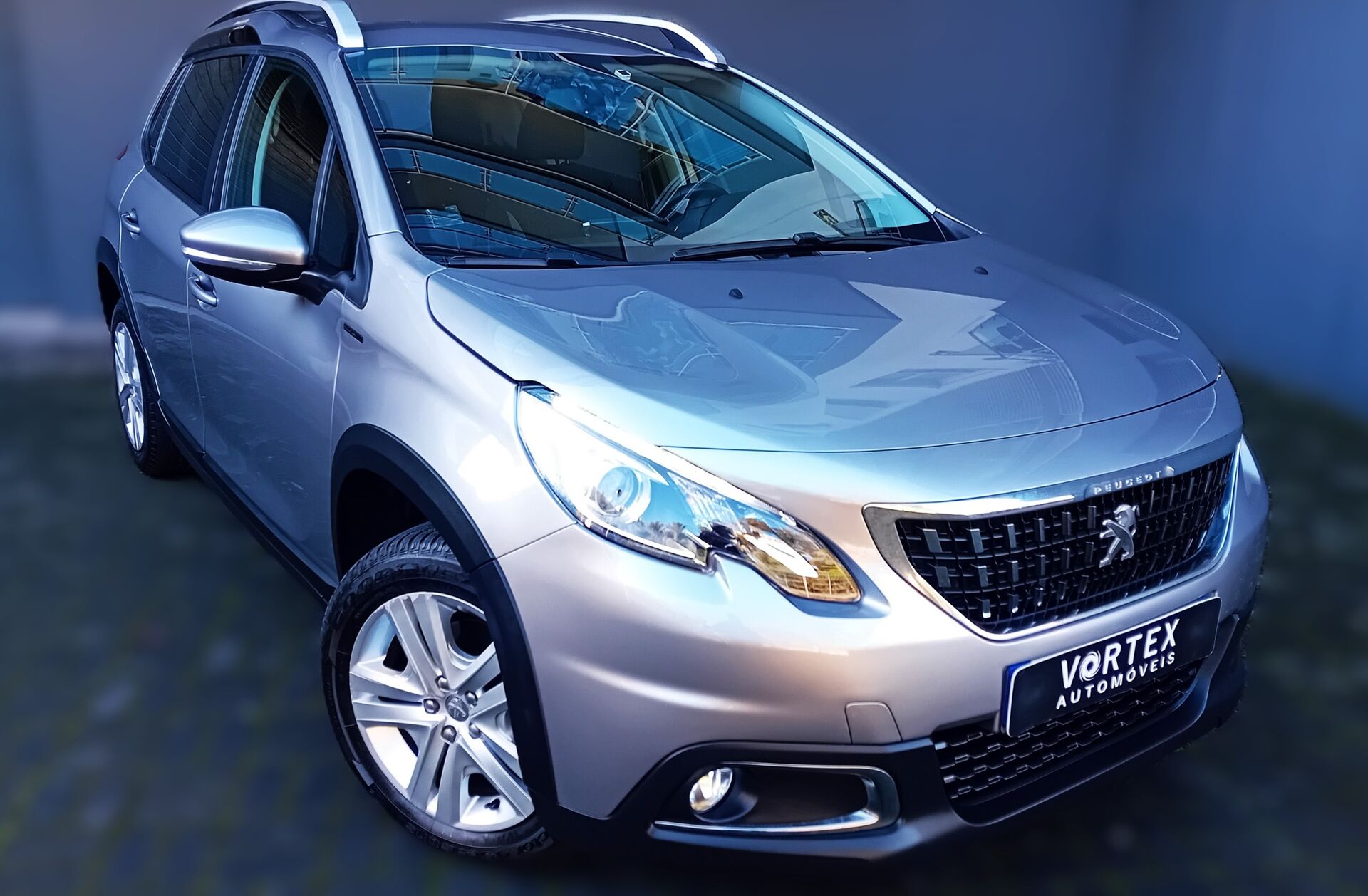PEUGEOT 2008 1.2 PureTech Signature EAT6