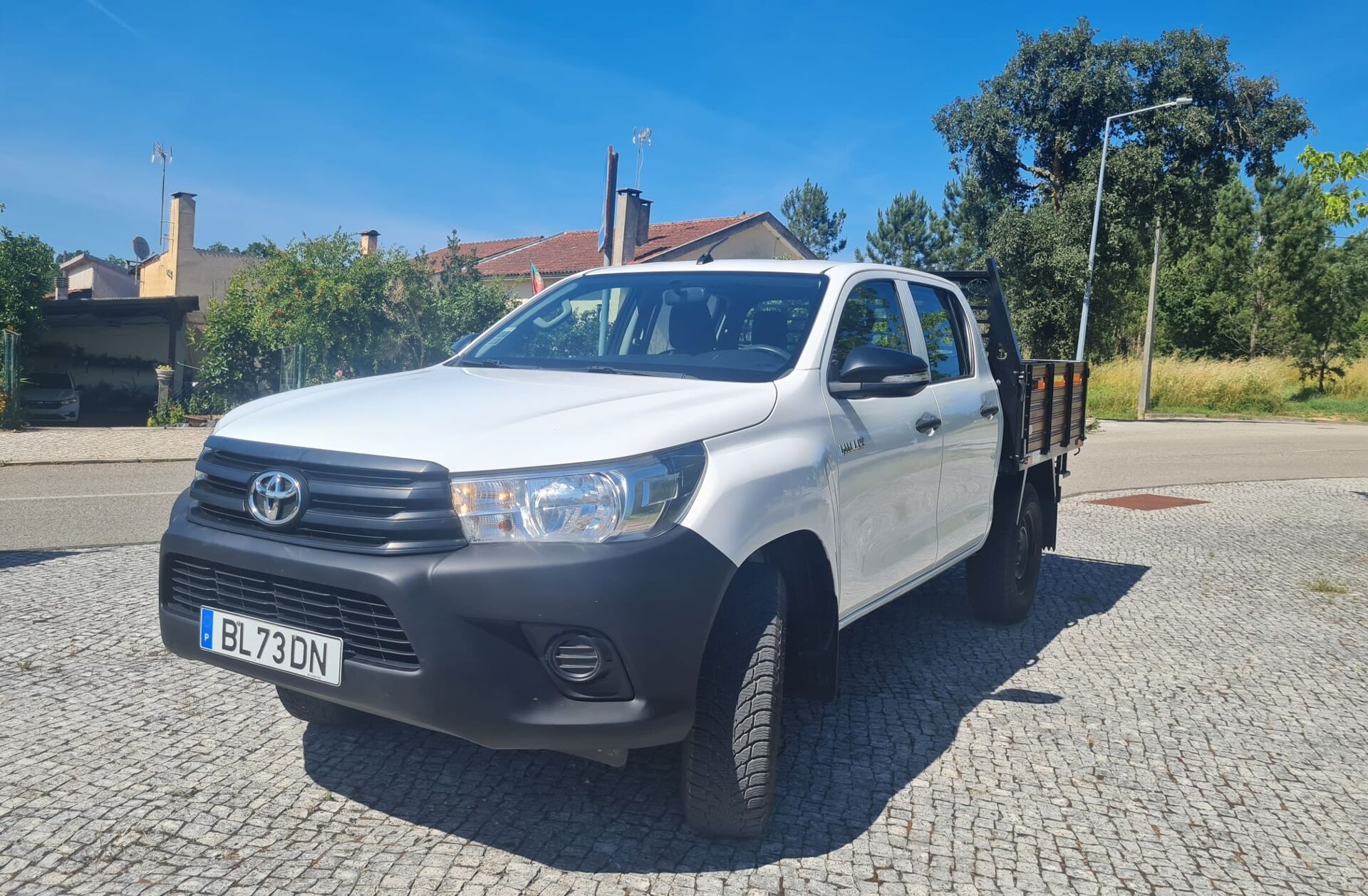 TOYOTA Hilux 2.4 D-4D 4WD CE CM