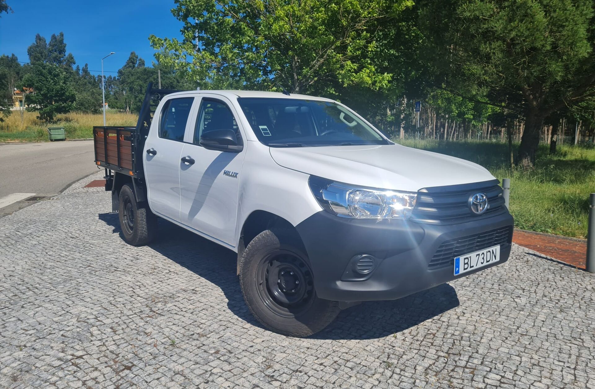 TOYOTA Hilux 2.4 D-4D 4WD CE CM
