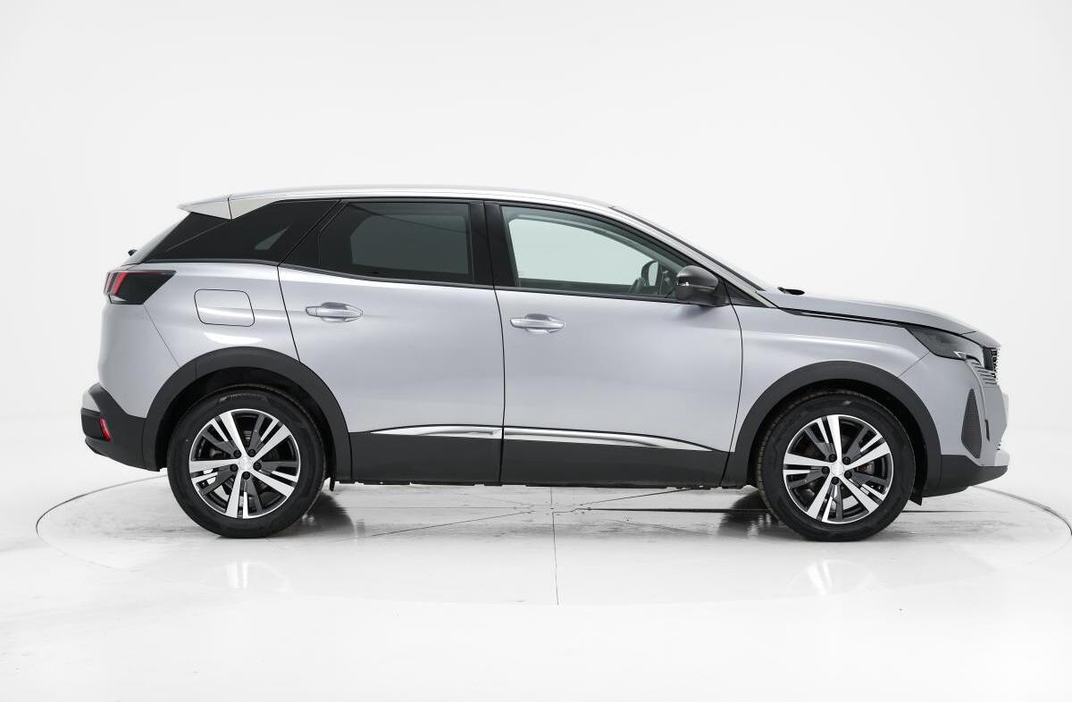 PEUGEOT 3008 1.5 BlueHDi Allure Pack