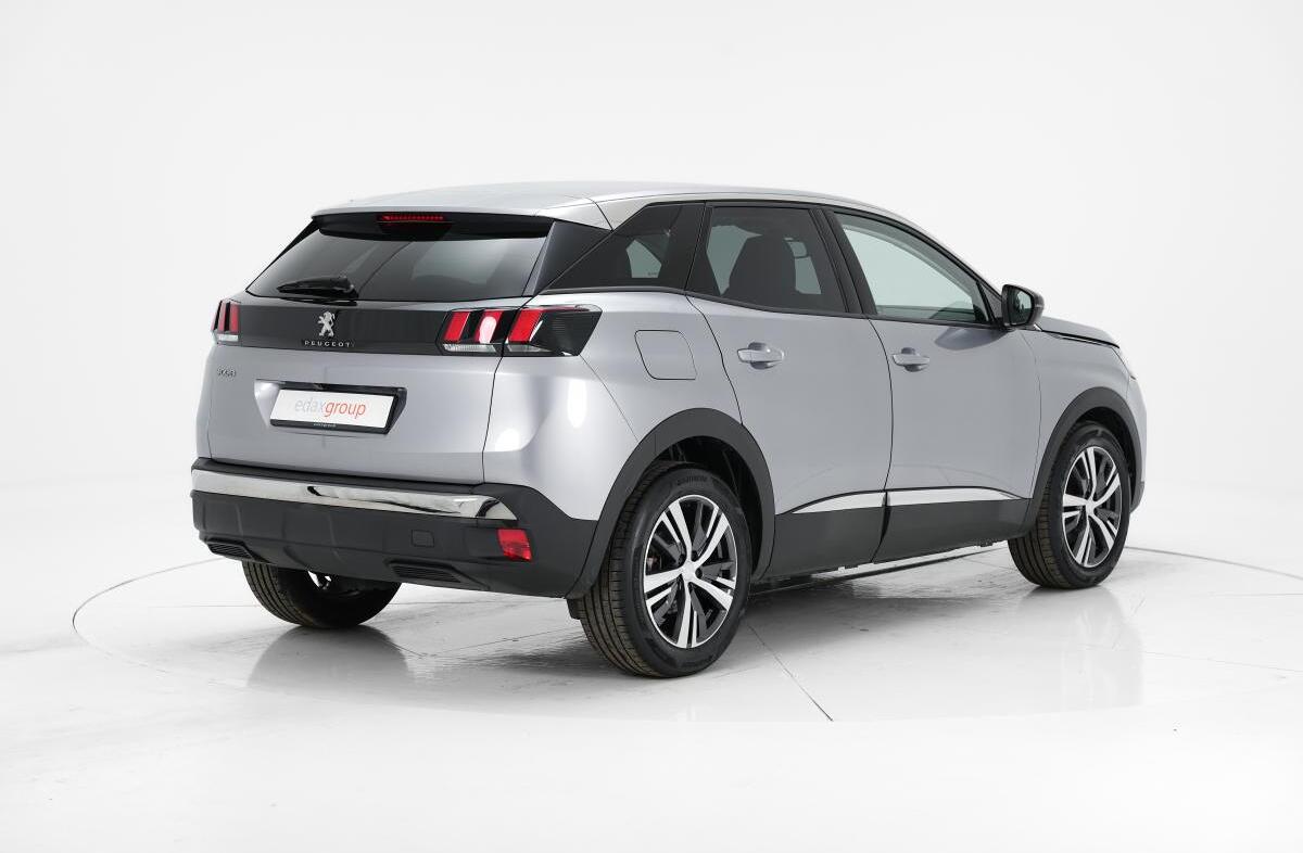 PEUGEOT 3008 1.5 BlueHDi Allure Pack