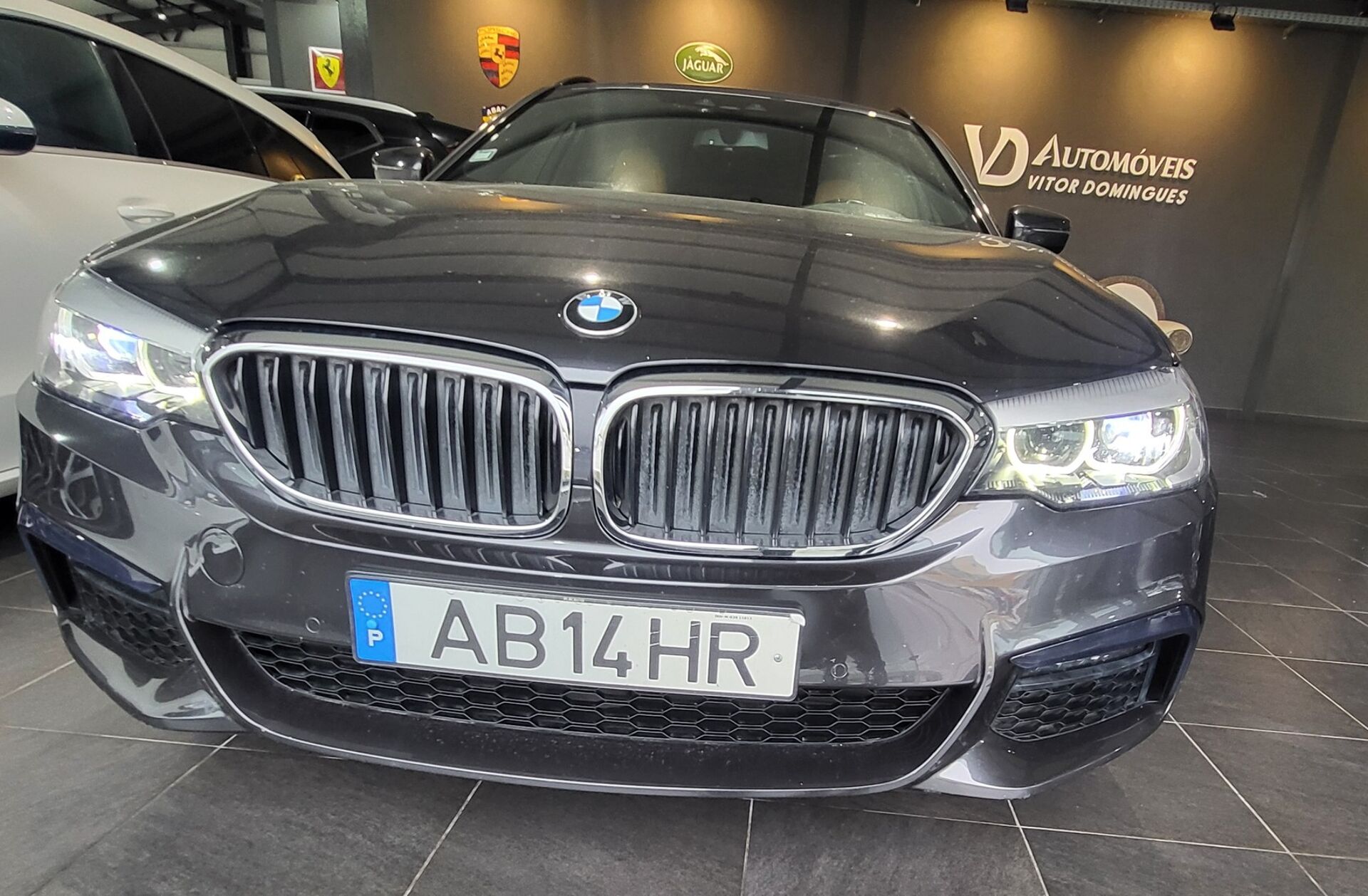 BMW Serie-5 520 d Pack Desportivo M Auto