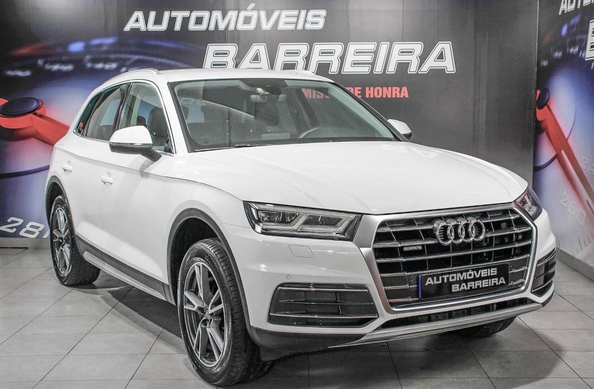AUDI Q5 2.0 TDI quattro S-tronic