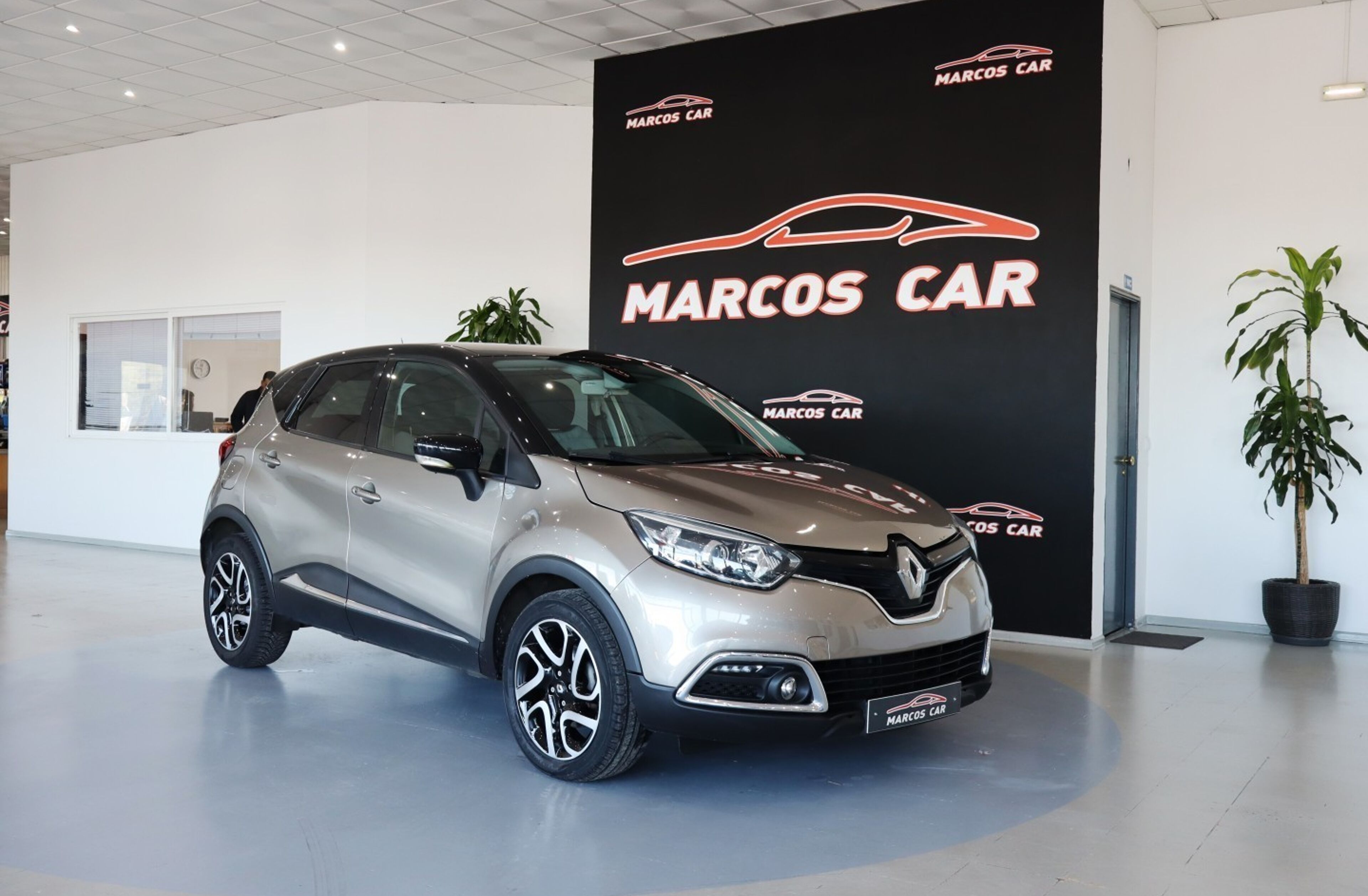 RENAULT Captur 1.5 dCi Exclusive