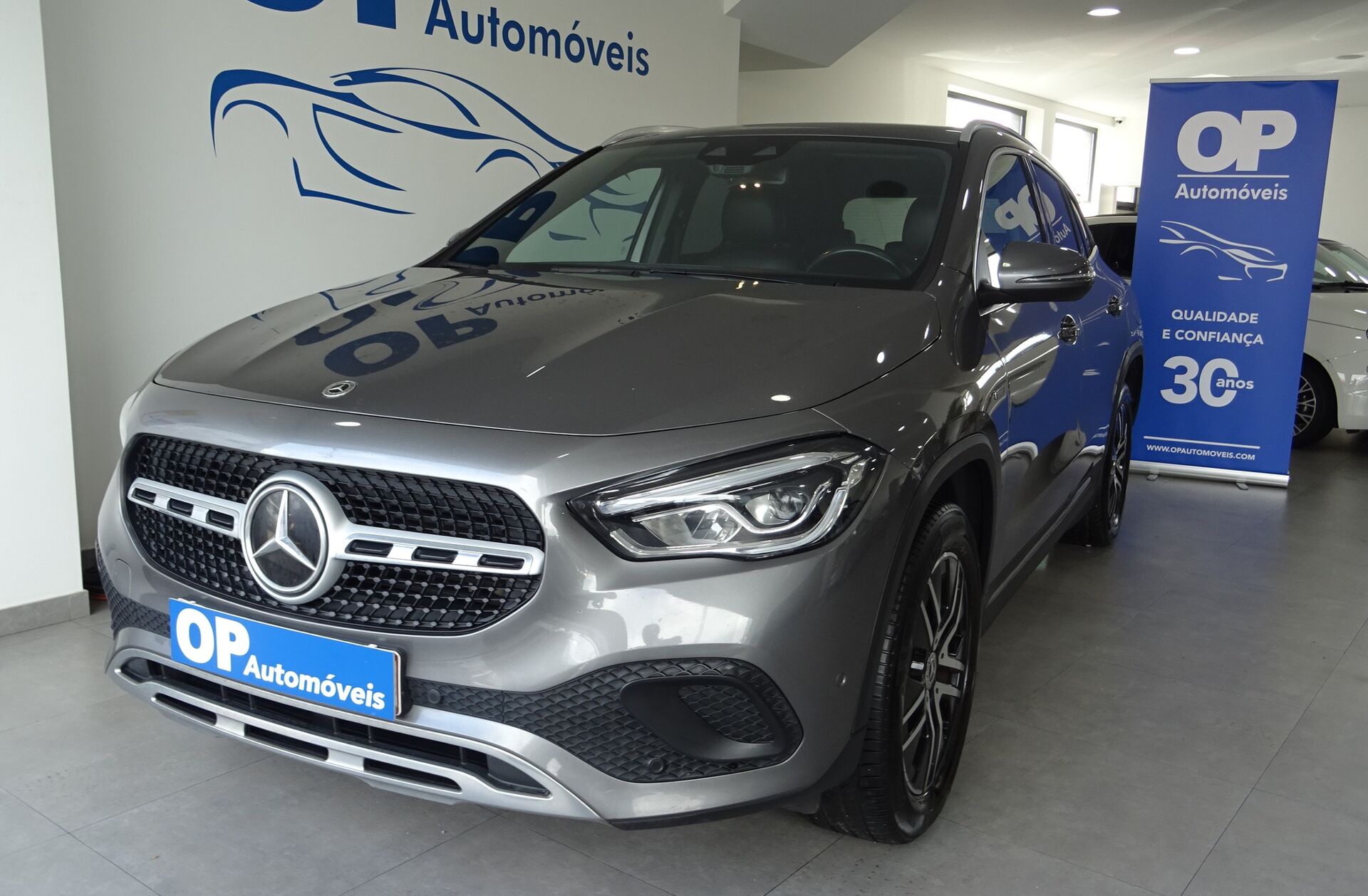 MERCEDES Classe GLA GLA 250 e Progressive