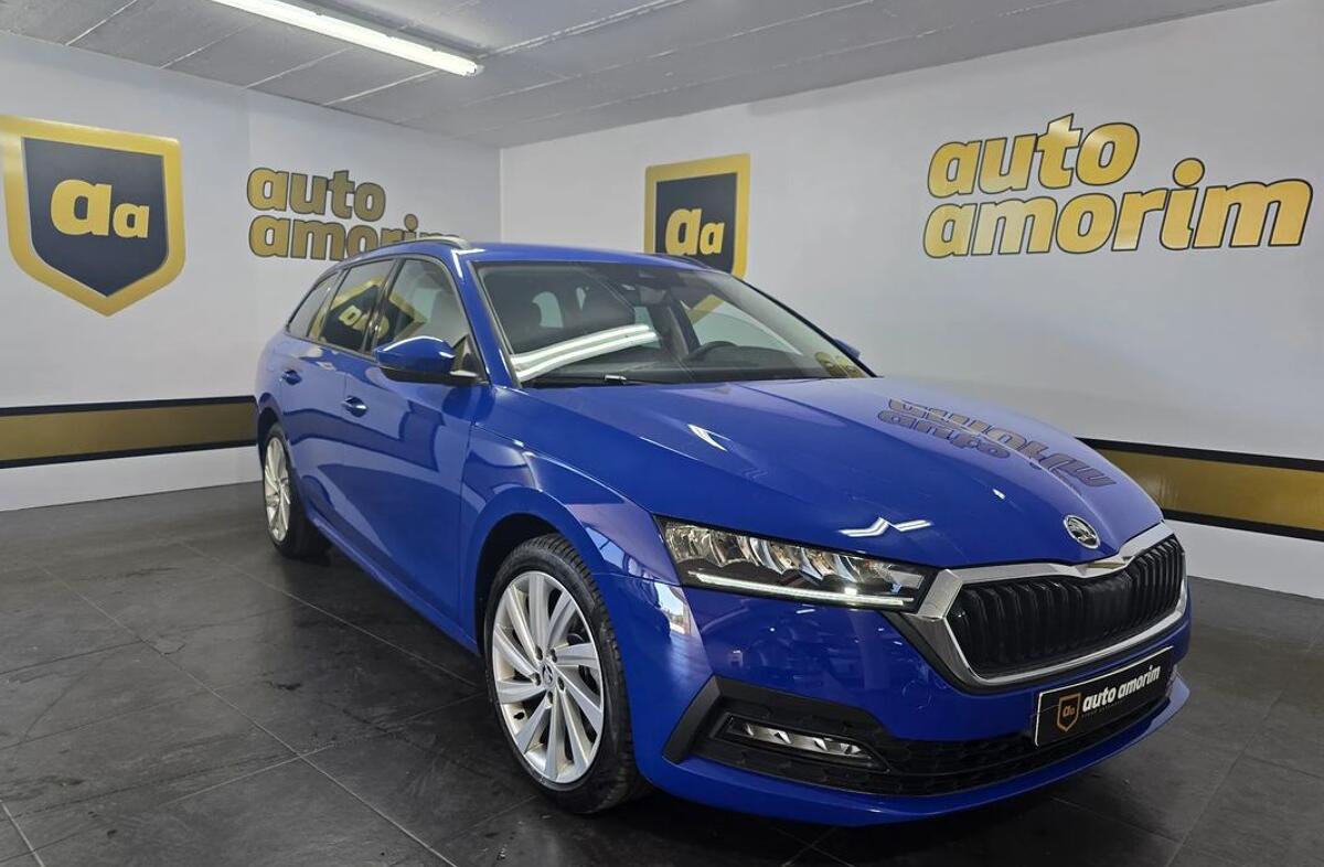 SKODA Octavia 1.4 TSI iV Ambition DSG