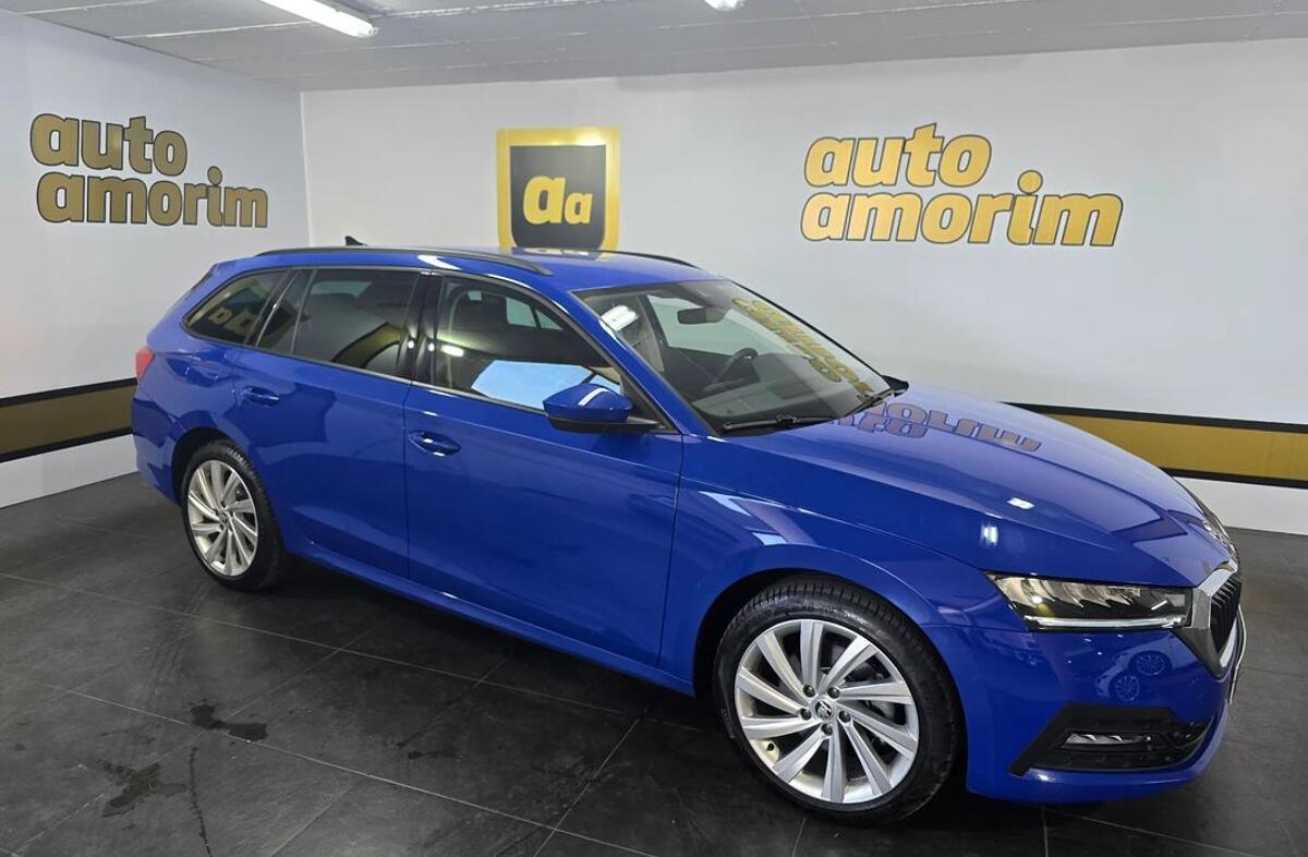 SKODA Octavia 1.4 TSI iV Ambition DSG