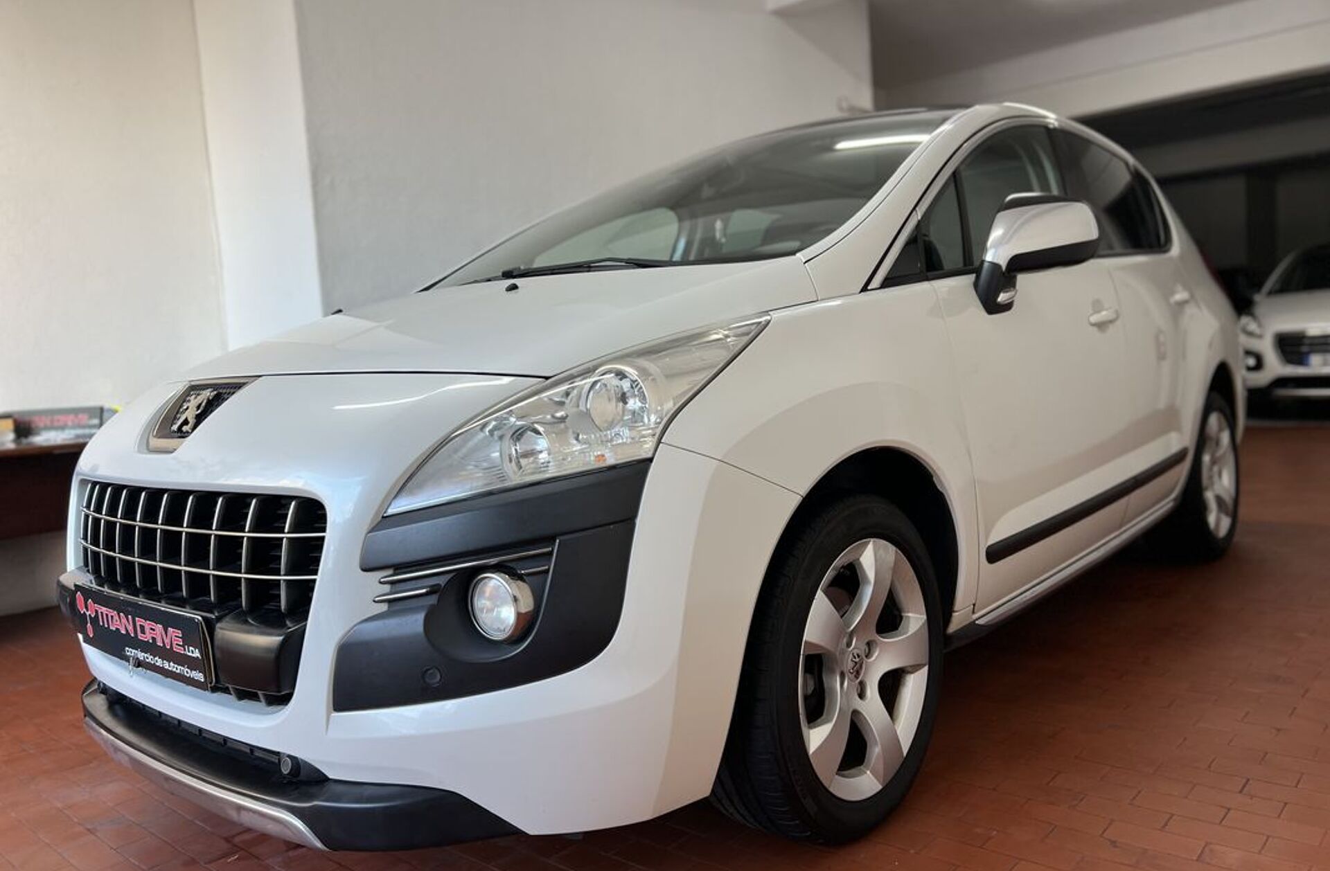 PEUGEOT 3008 1.6 HDi Allure
