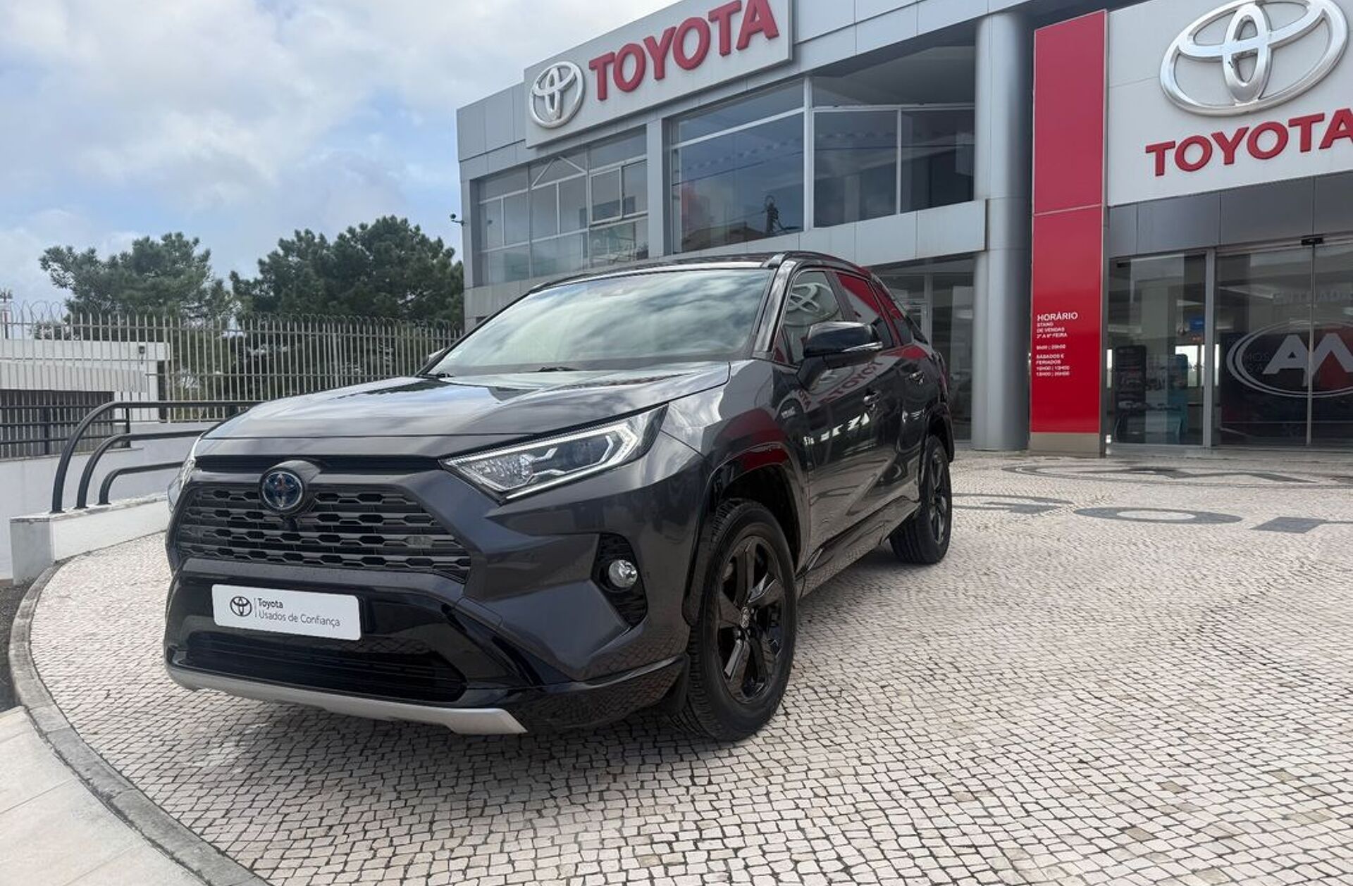 TOYOTA RAV 4 2.5 HDF Exclusive