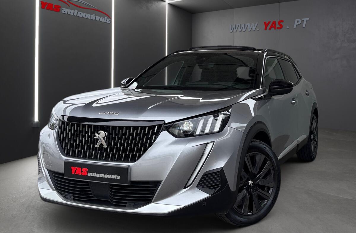 PEUGEOT 2008 1.2 PureTech GT EAT8