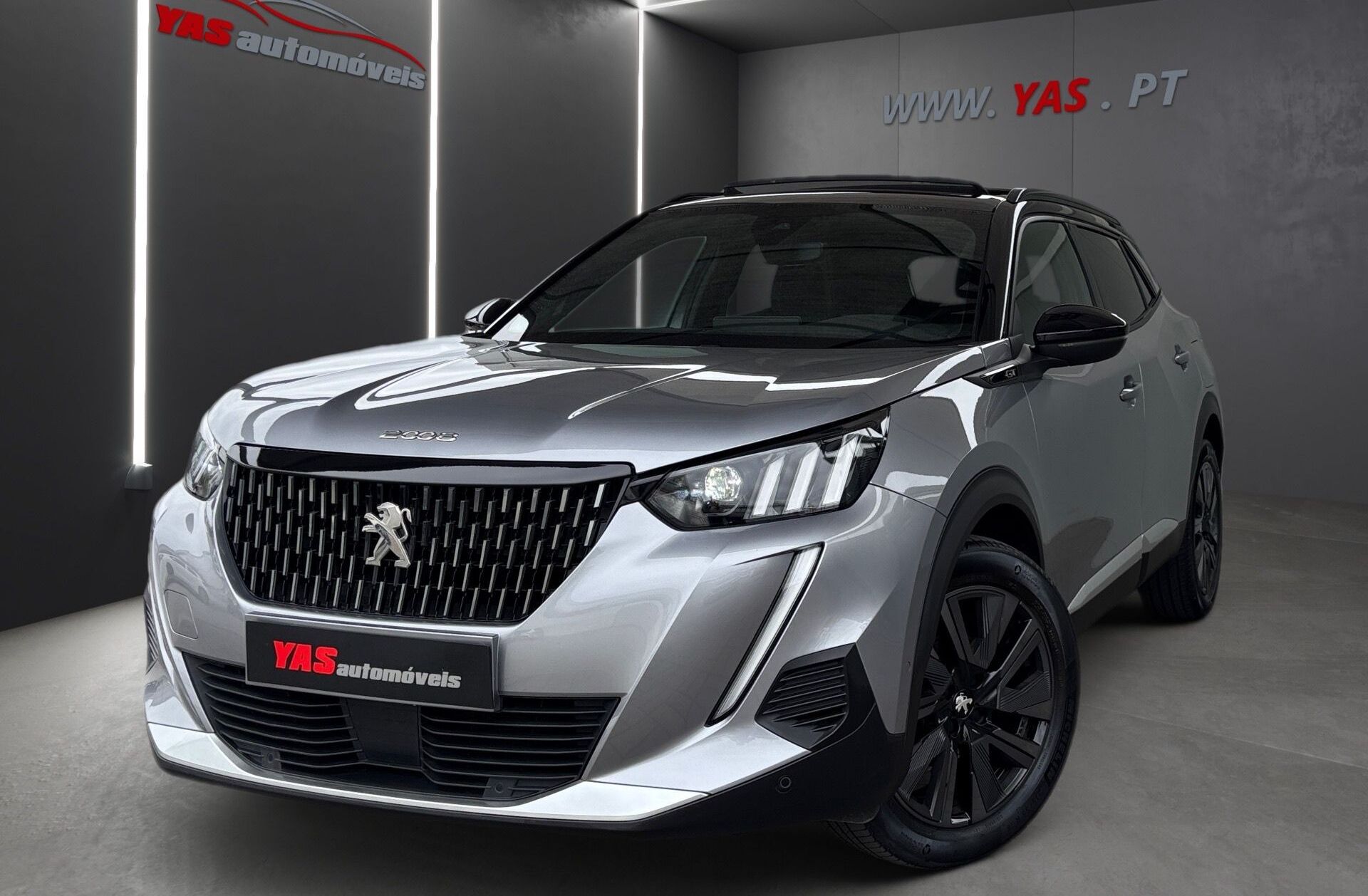 PEUGEOT 2008 1.2 PureTech GT EAT8