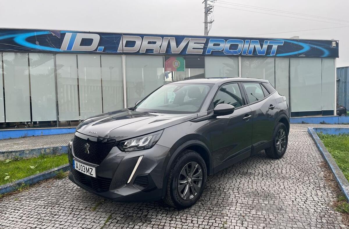 PEUGEOT 2008 1.5 BlueHDi Active Pack