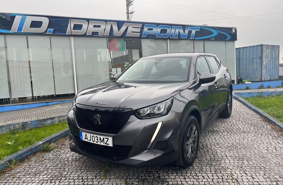 PEUGEOT 2008 1.5 BlueHDi Active Pack