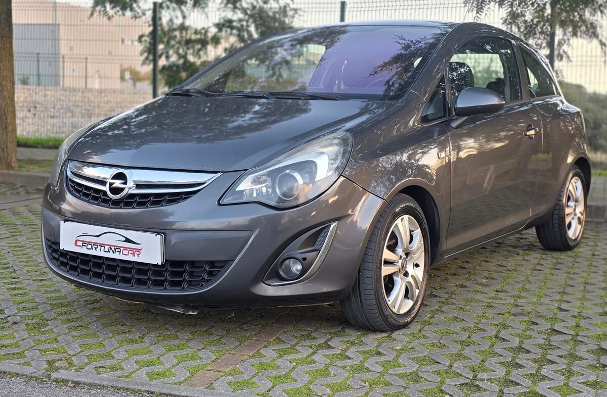 OPEL Corsa D Corsa 1.3 CDTi Color Race ecoFLEX