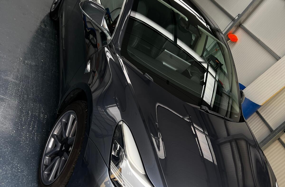 TESLA Model 3 Standard Range Plus RWD