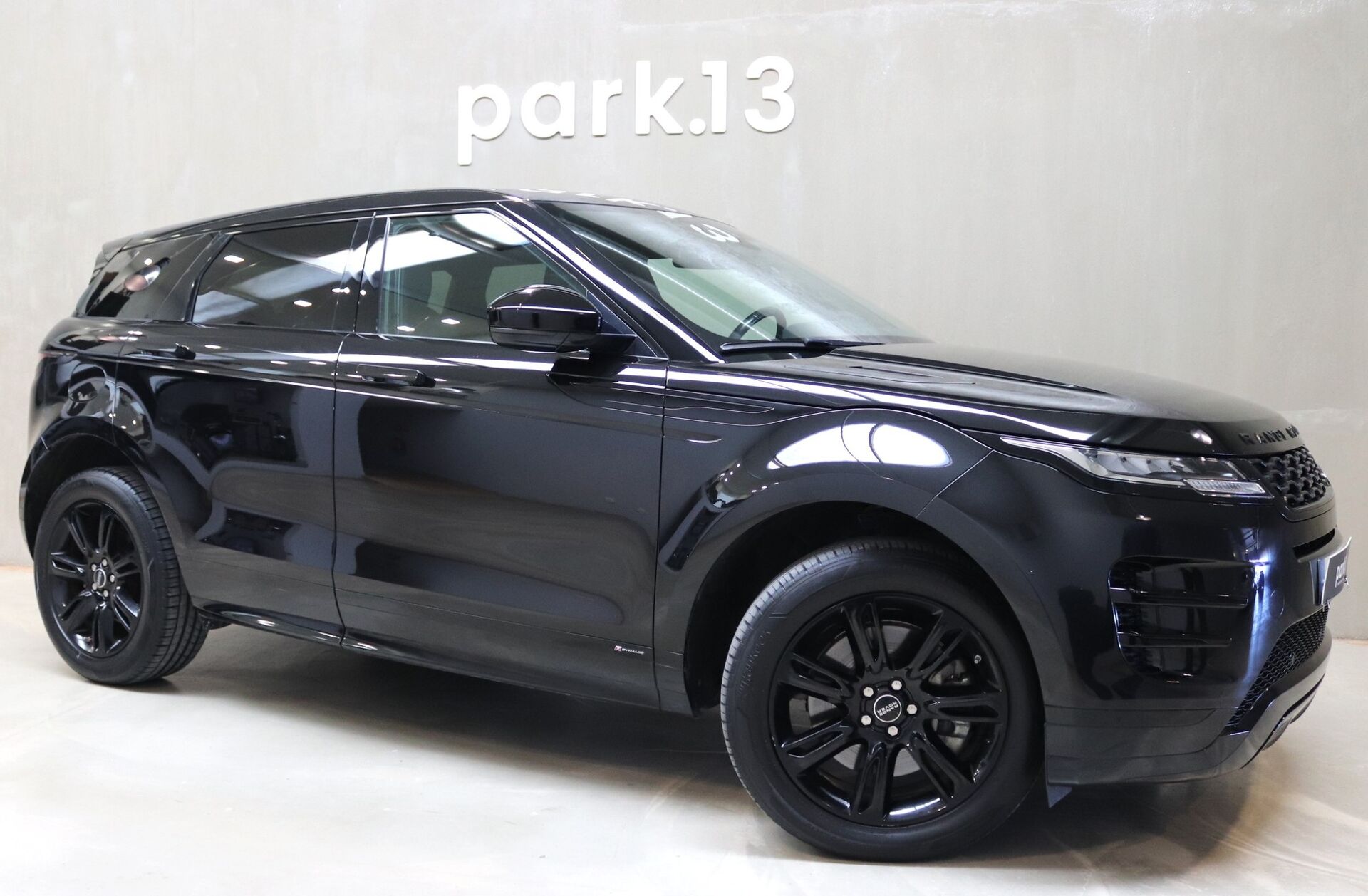 LAND ROVER Range Rover Evoque 2.0 D150 R-Dynamic