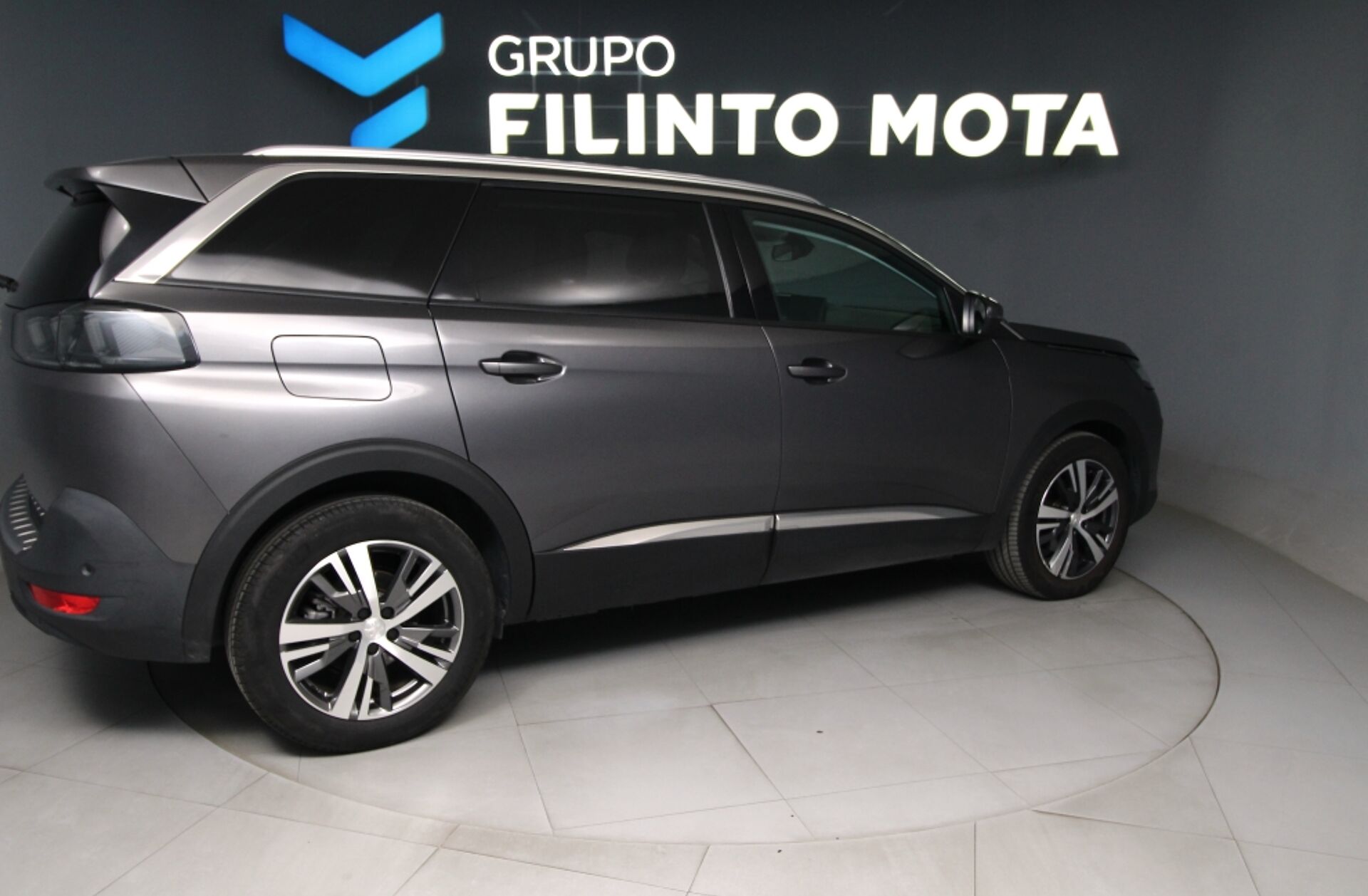 PEUGEOT 5008 1.5 BlueHDi Allure Pack
