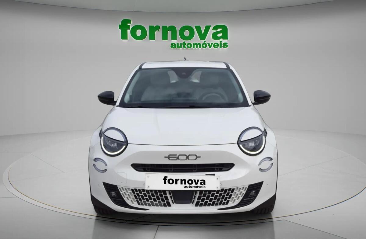 FIAT 600 1.2 Hybrid La Prima