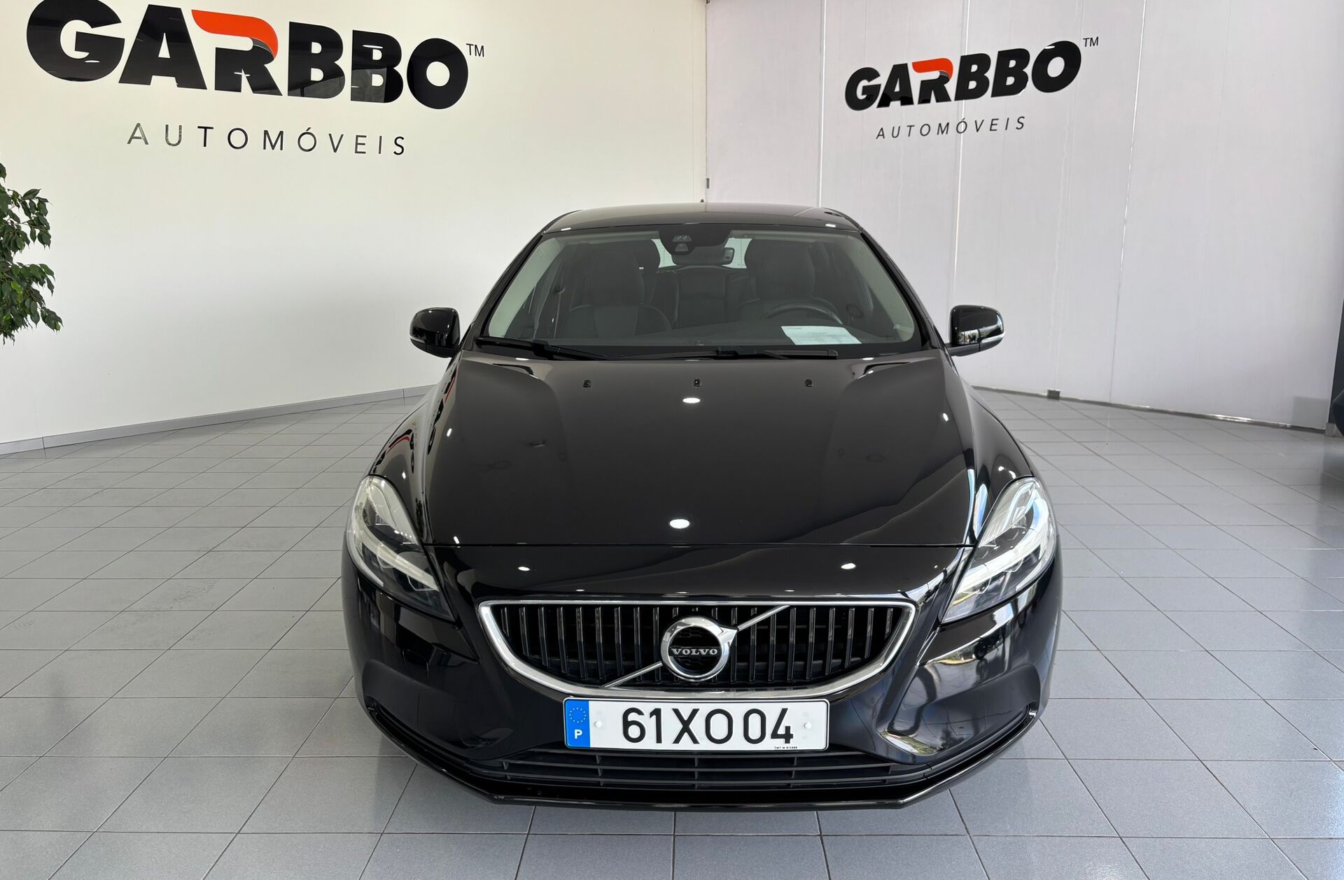 VOLVO V40 2.0 D3 Momentum